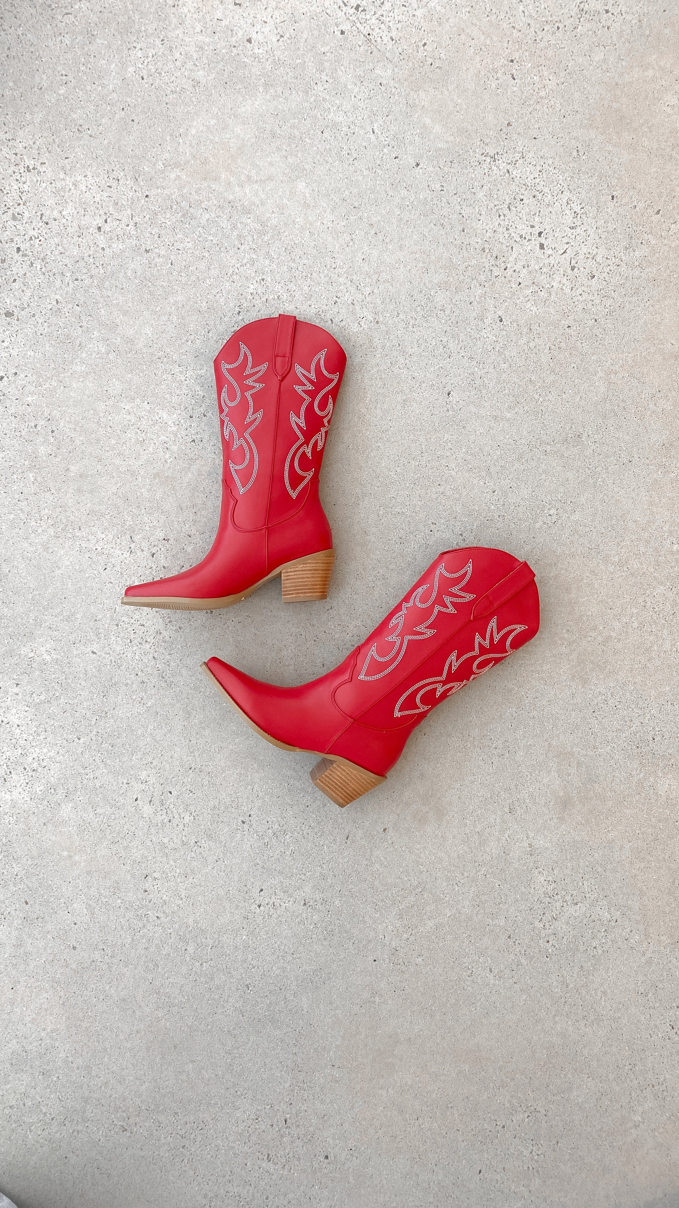 Danaro Boots - Scarlet