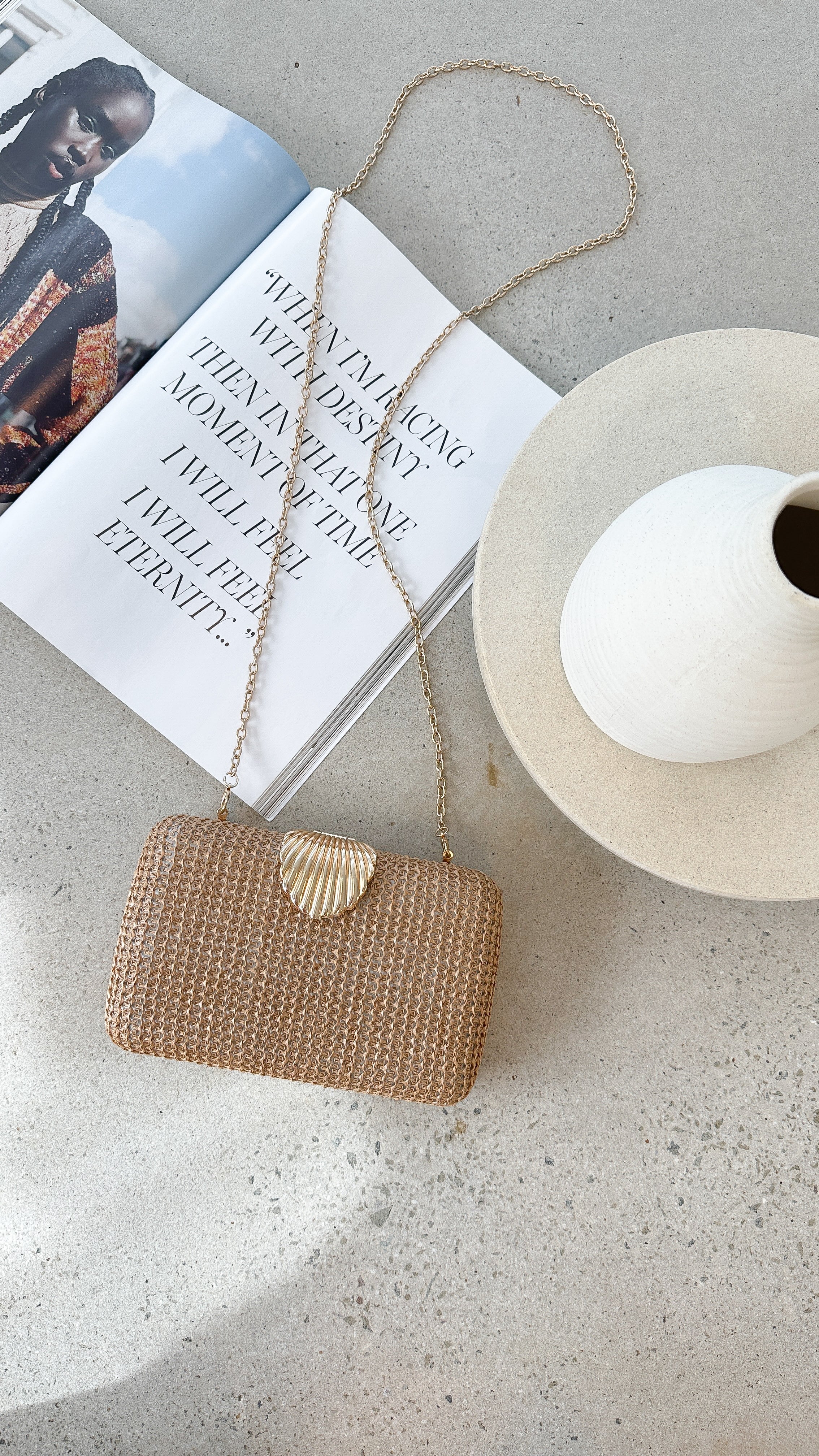 Livy Shell Clasp Woven Structured Clutch - Natural