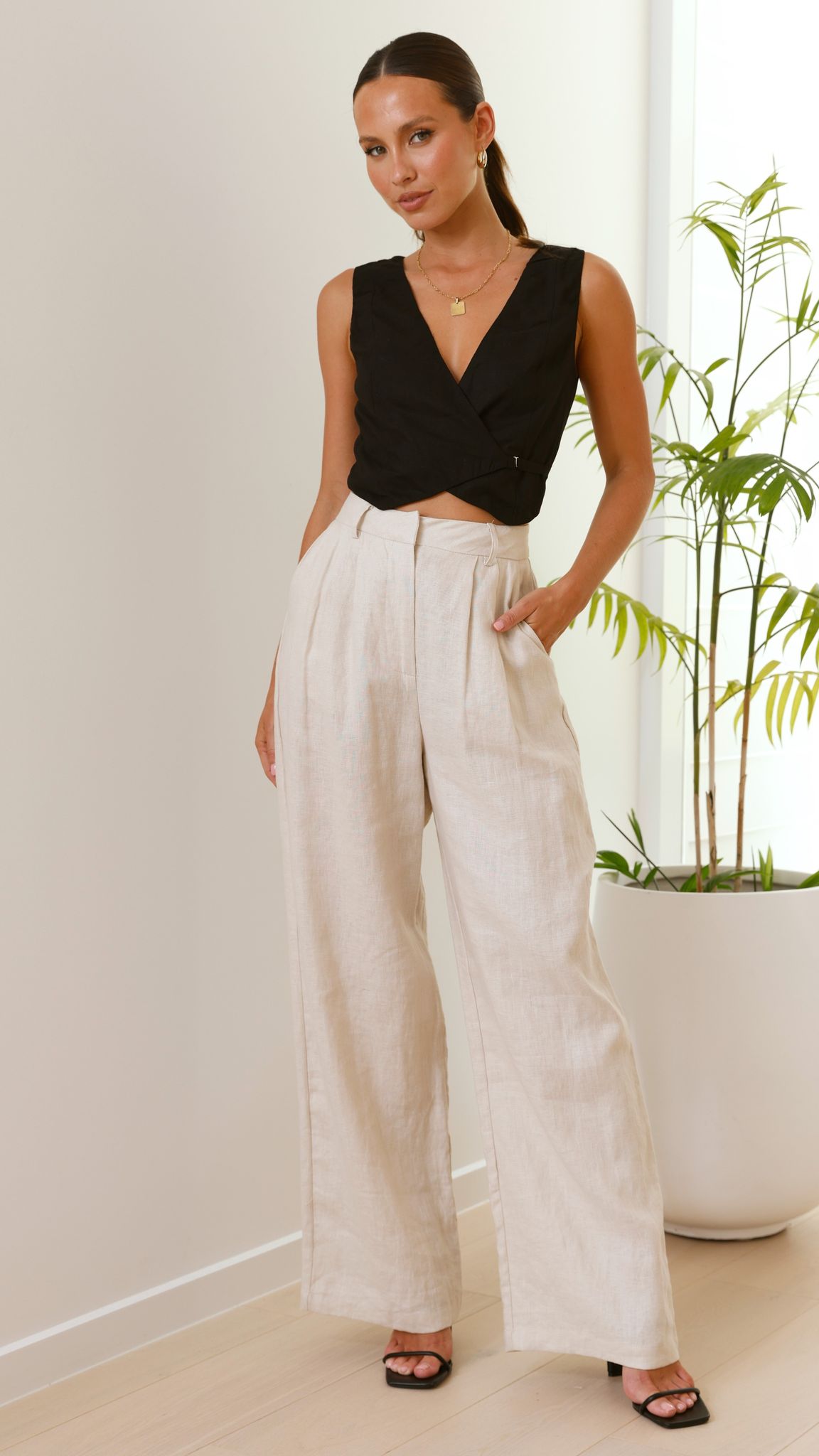 Ivy Vest - Black