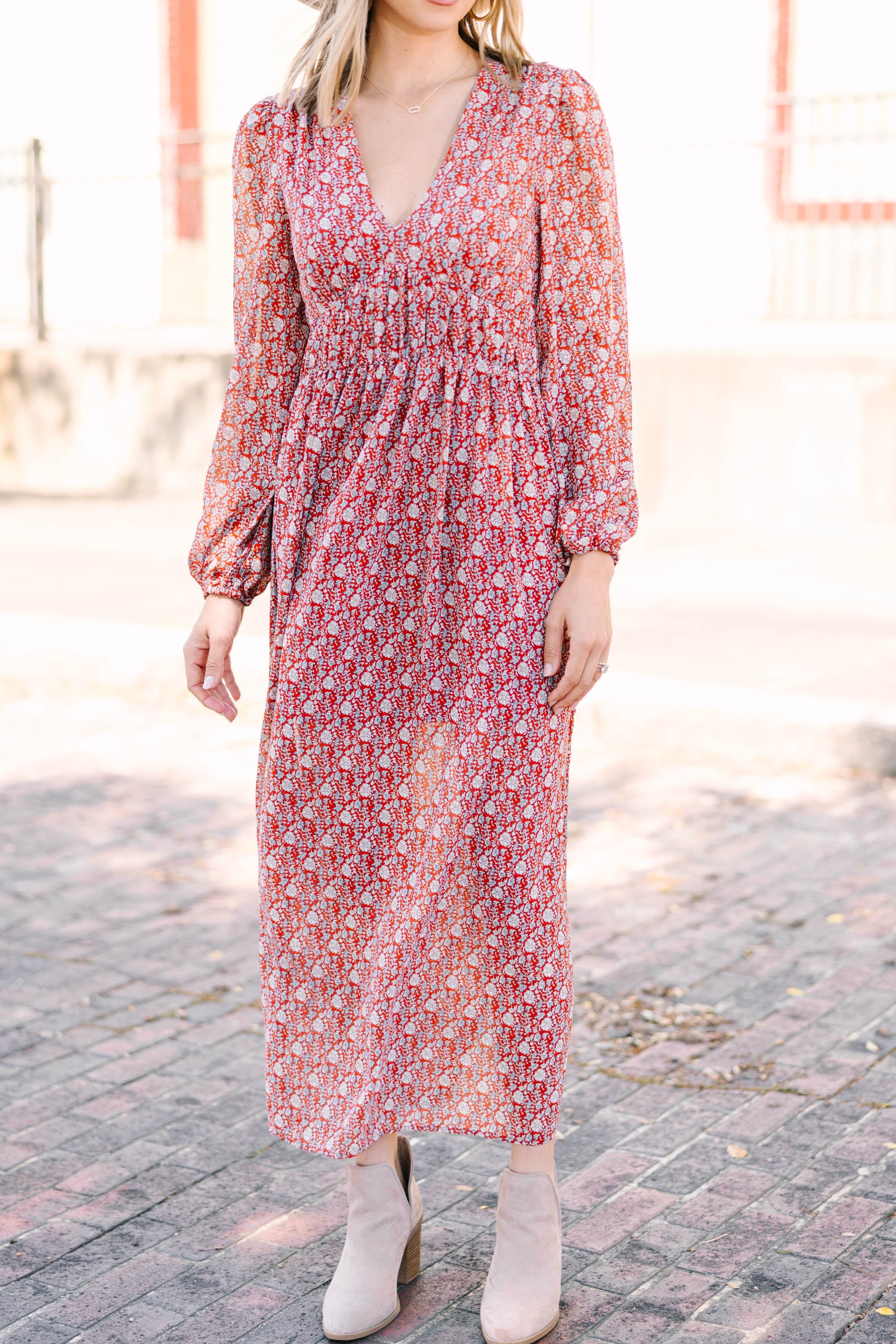 CHIRNAISHOP - Get It Right Red Ditsy Floral Midi Dress