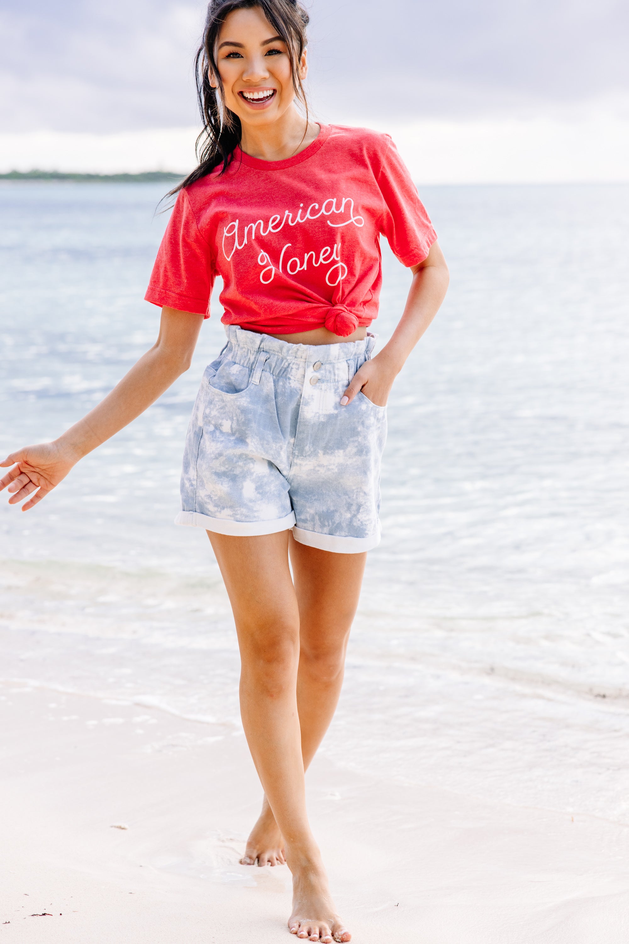 CHIRNAISHOP - American Honey Heather Red Graphic Tee