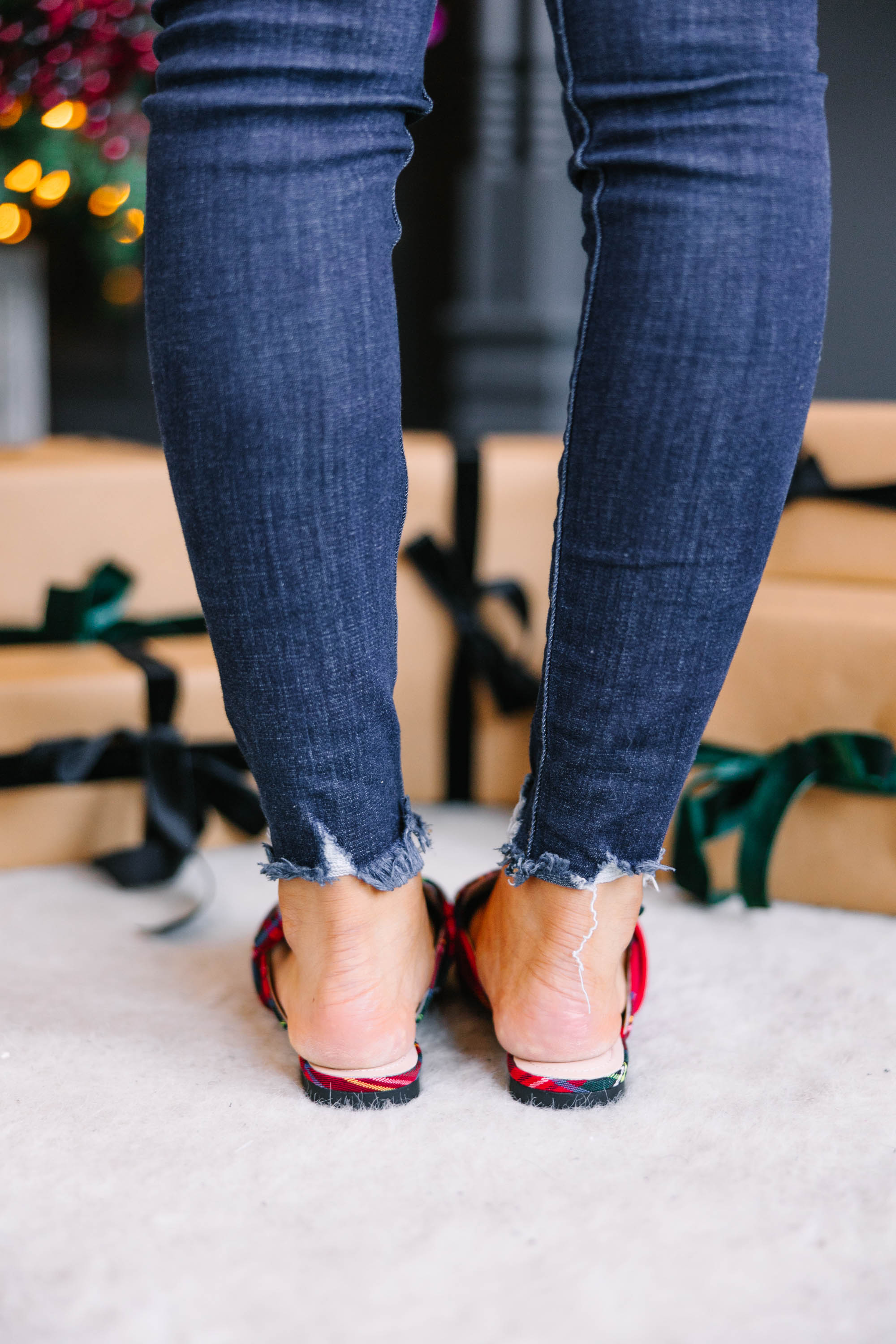 CHIRNAISHOP - Under The Tree Red Plaid Flat Mules