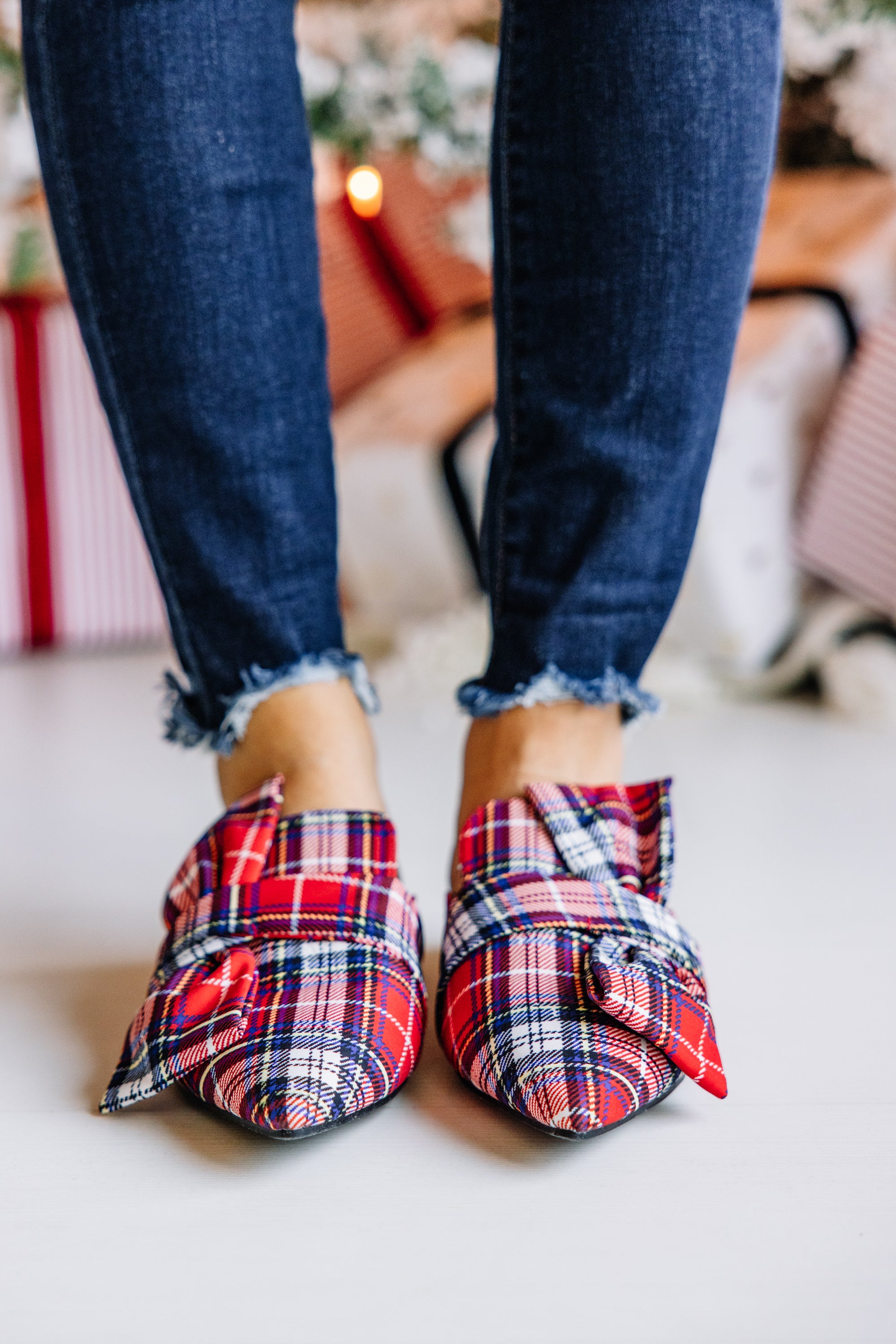 CHIRNAISHOP - Warmest Wishes Red Plaid Flat Mules