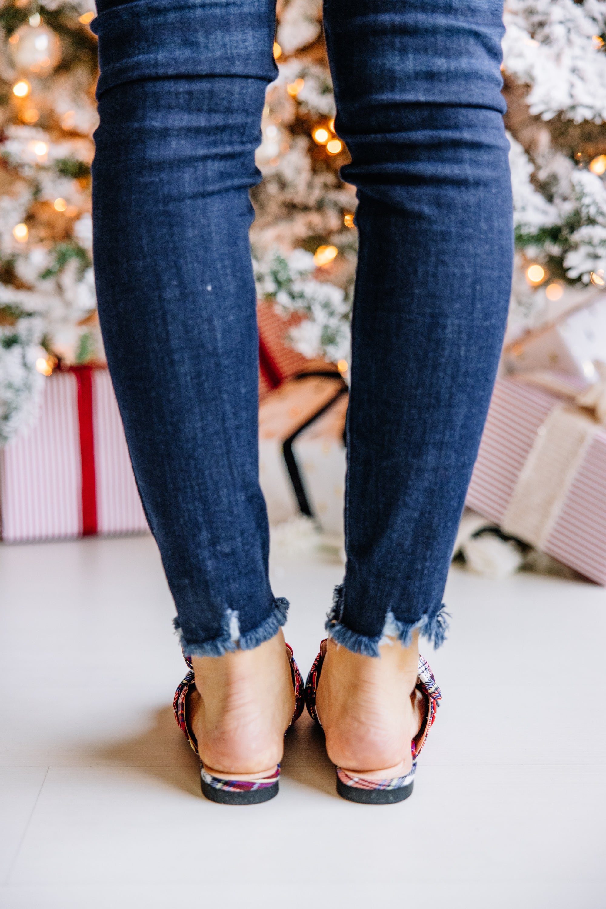 CHIRNAISHOP - Warmest Wishes Red Plaid Flat Mules