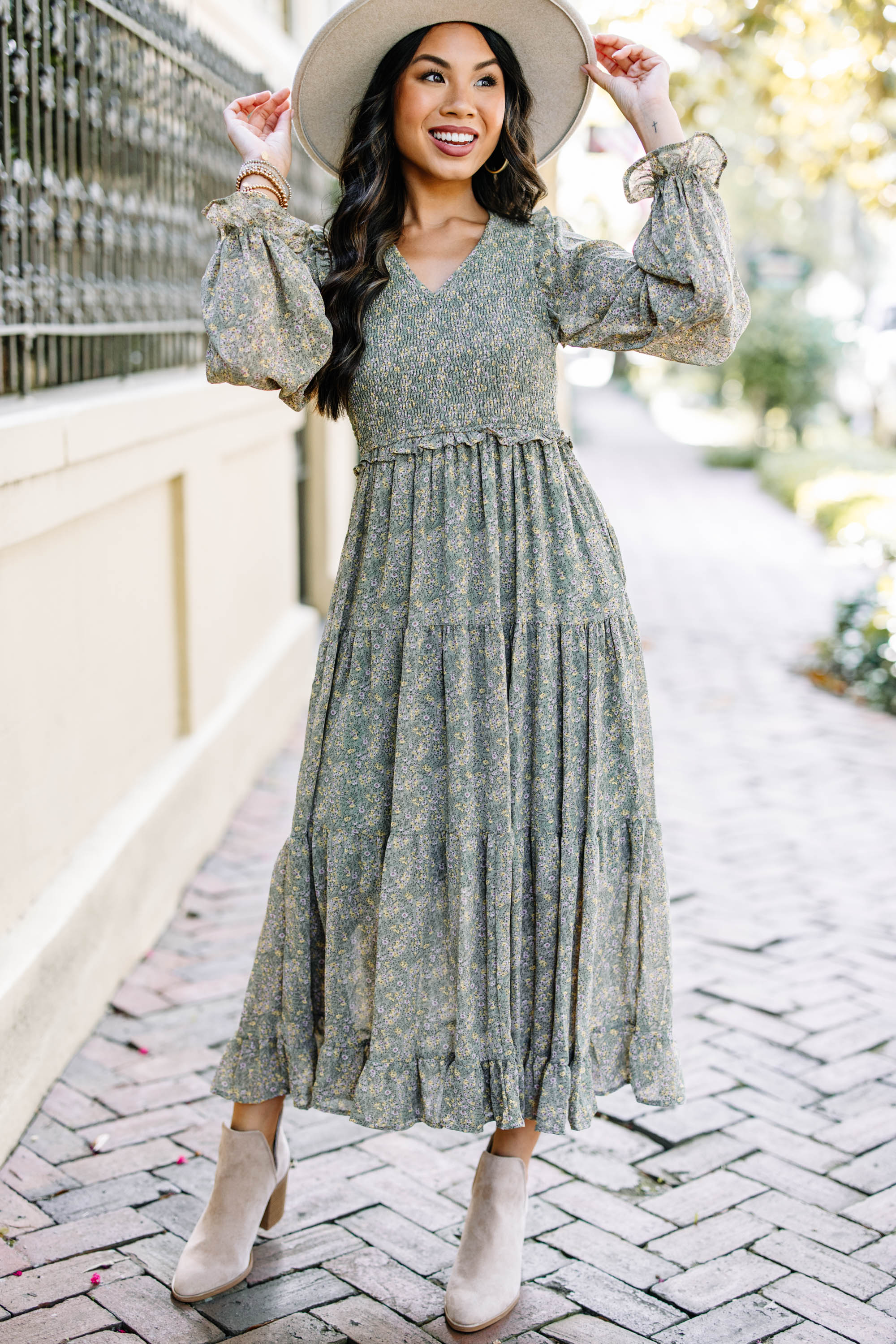 CHIRNAISHOP - Out In The World Dark Sage Green Ditsy Floral Midi Dress