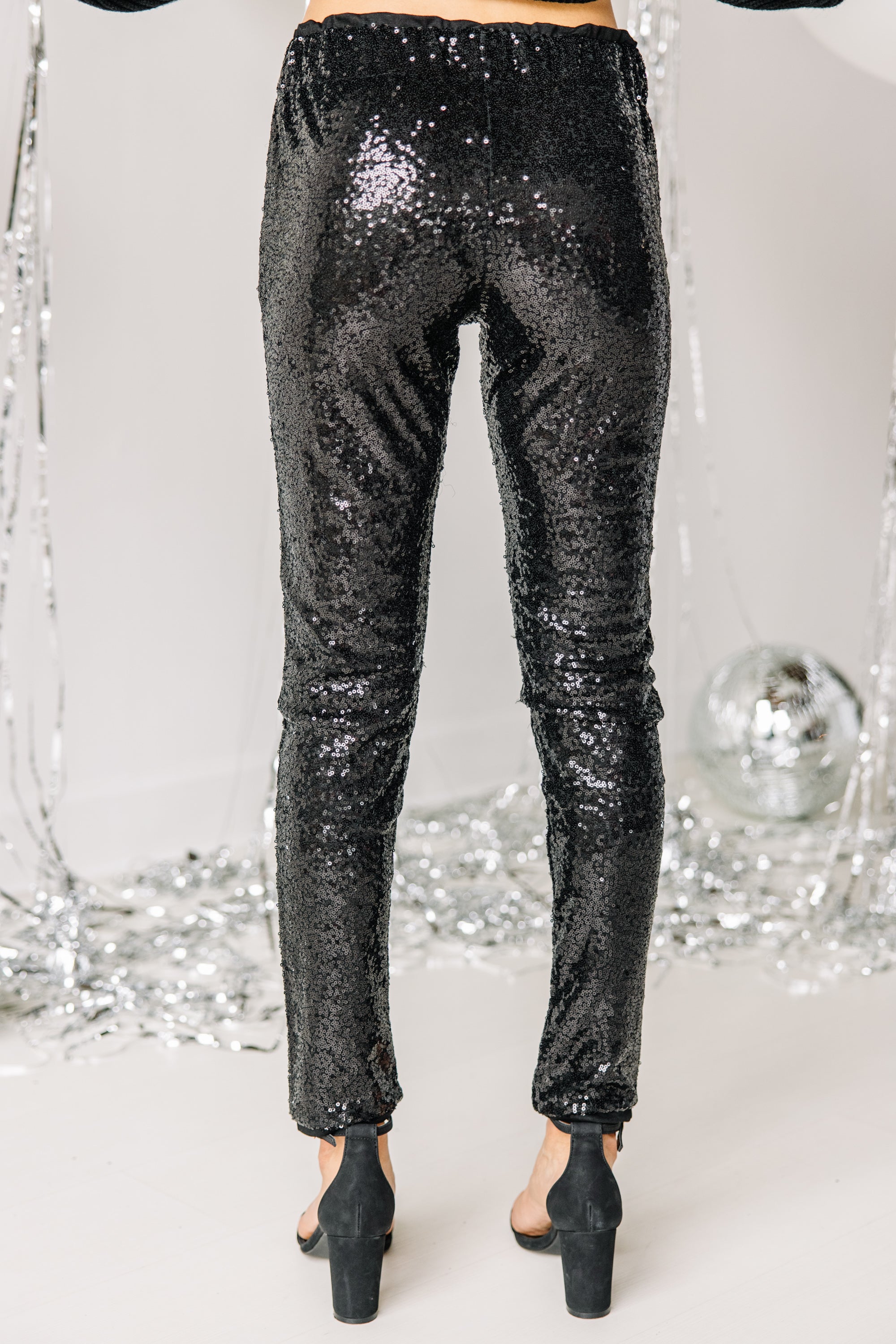 CHIRNAISHOP - Get It Started Black Sequin Leggings