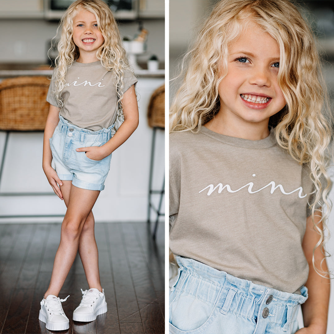 CHIRNAISHOP - Mini Stone Gray Toddler Graphic Tee