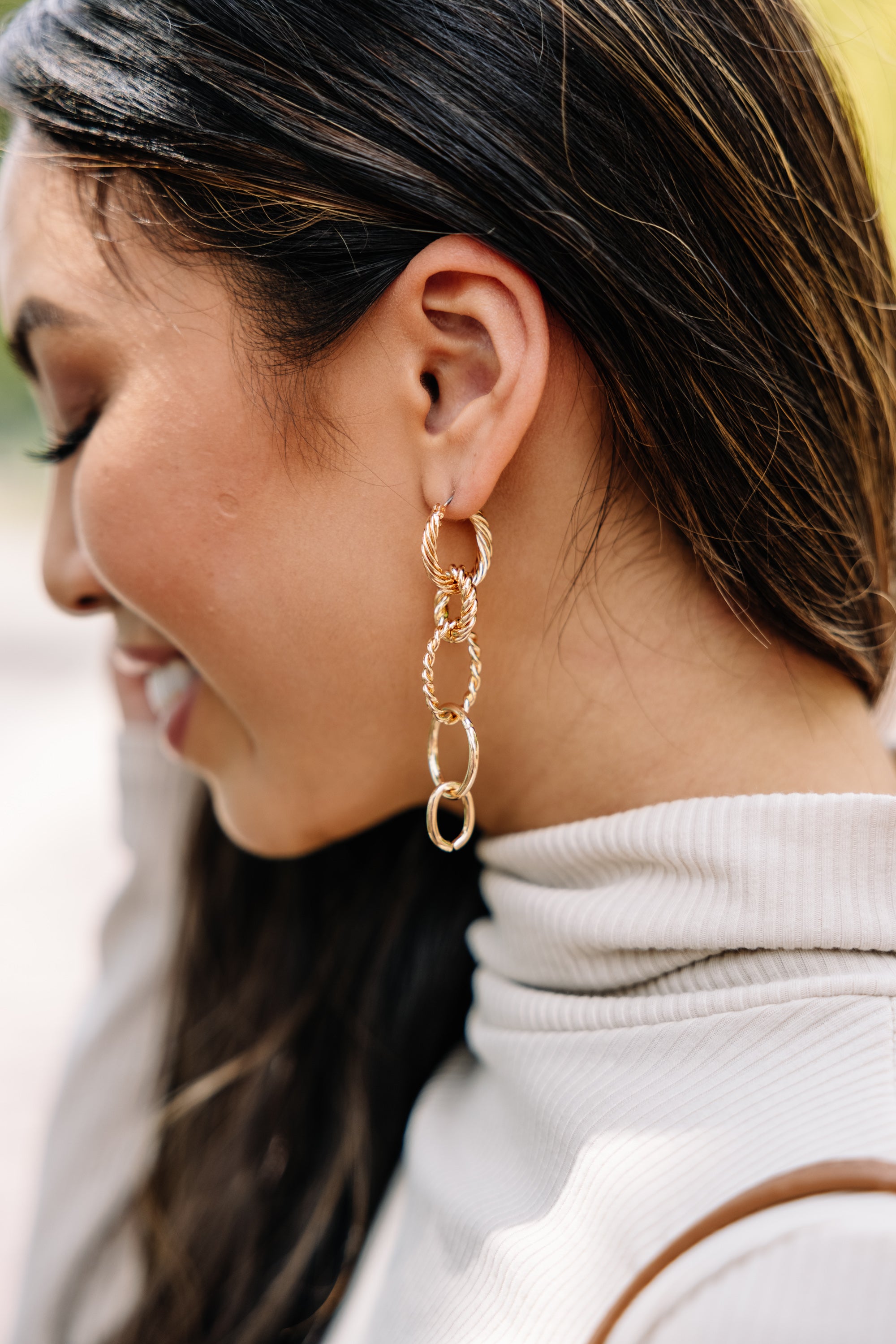 CHIRNAISHOP - Need Your Love Gold Earrings