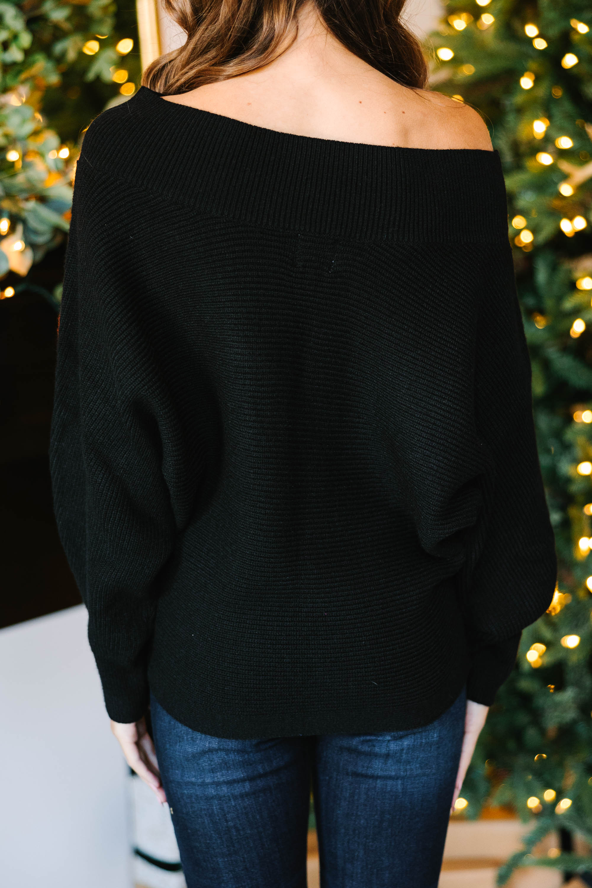 CHIRNAISHOP - All On You Black Off Shoulder Sweater