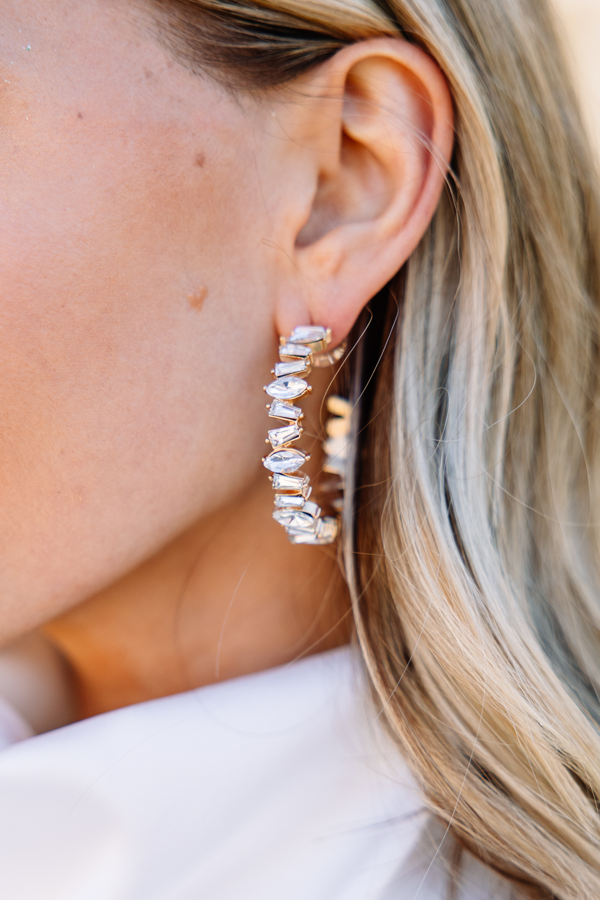 CHIRNAISHOP - On Your Own Crystal Hoop Earrings