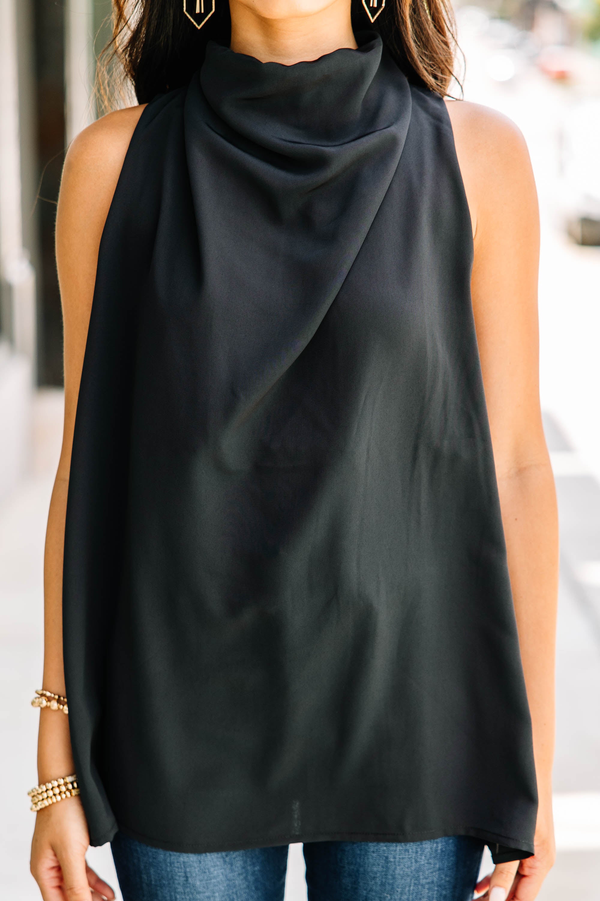 CHIRNAISHOP - Tell Your Story Black Cowl Neck Tank