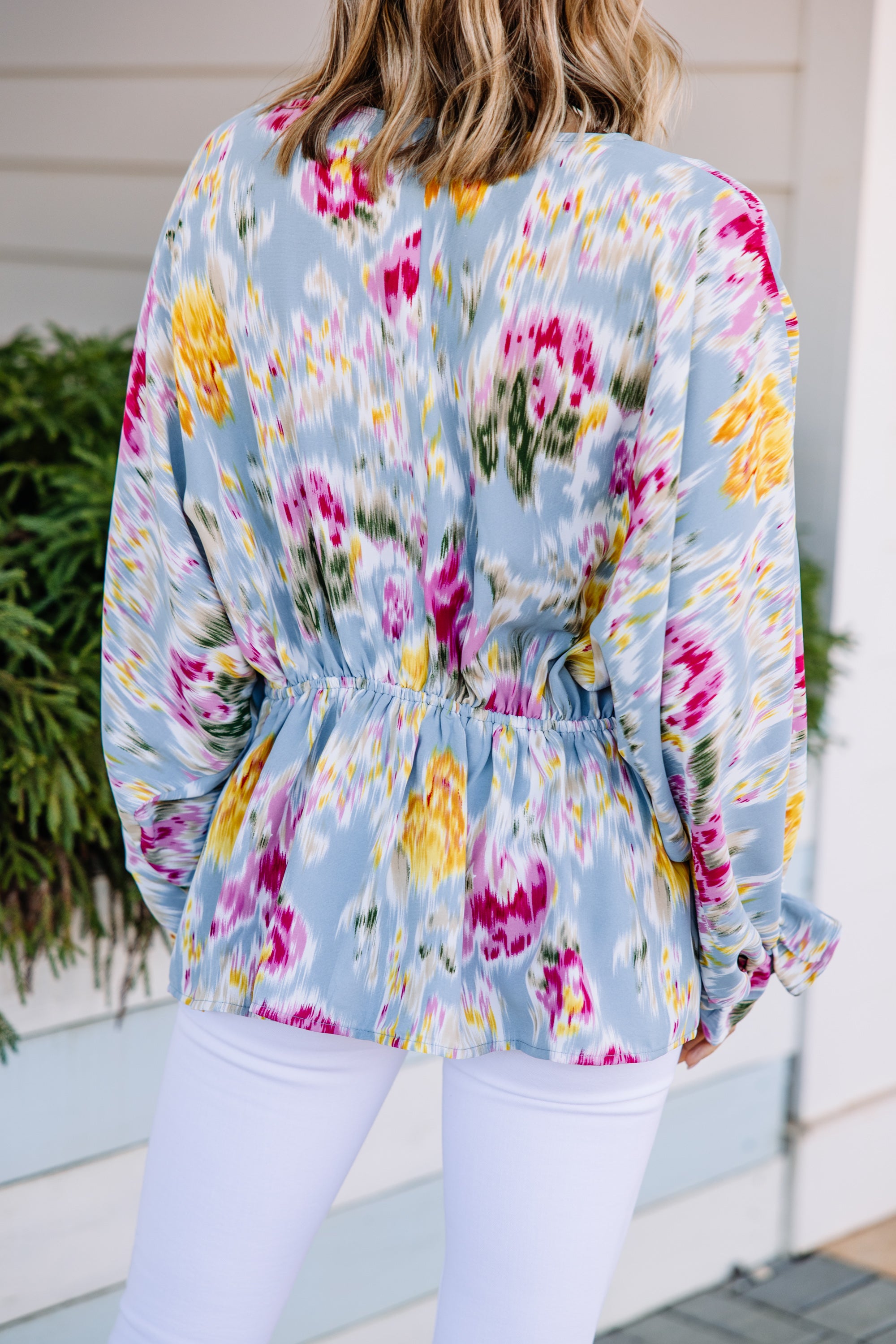 CHIRNAISHOP - On Your Best Behavior Blue Floral Blouse