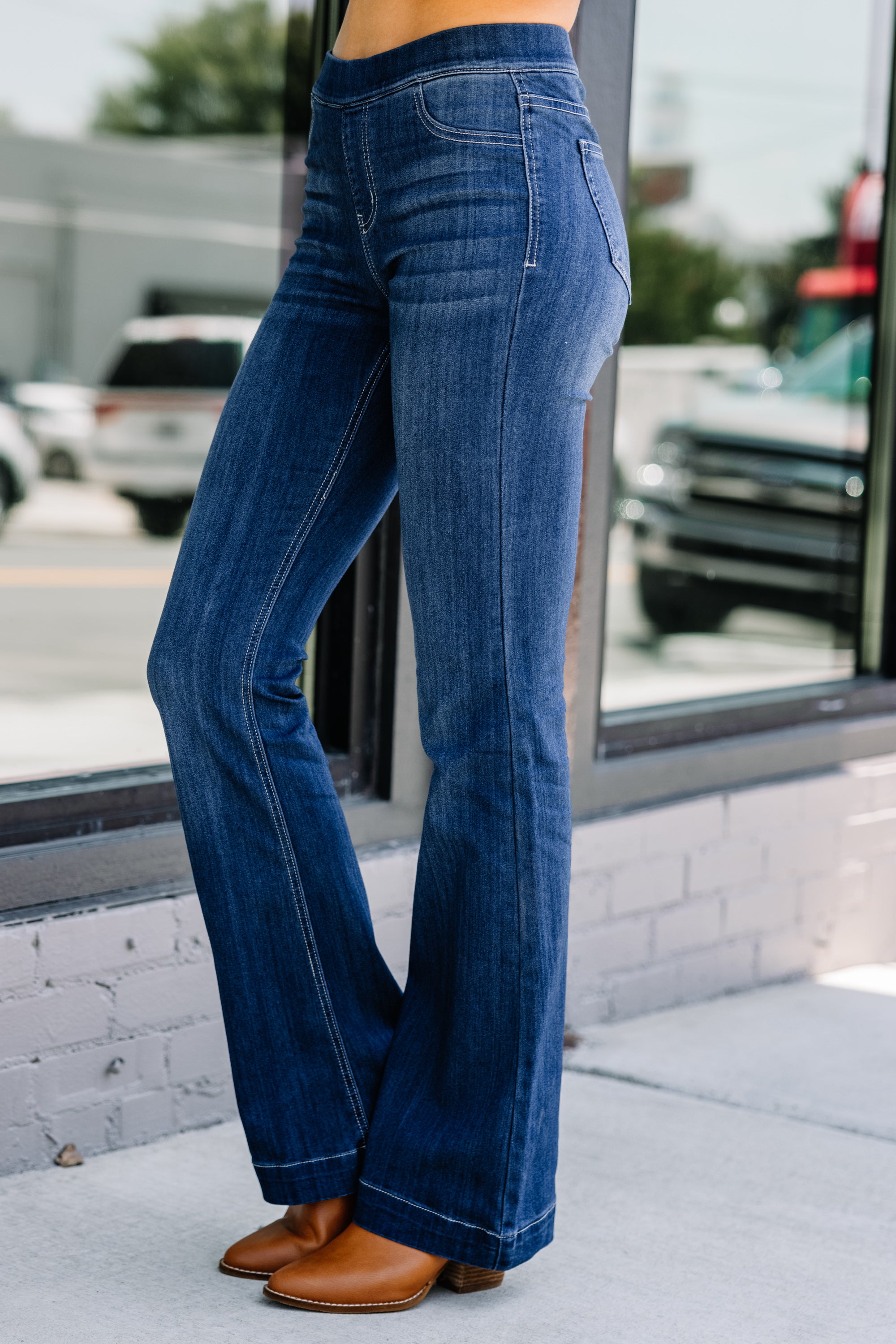 CHIRNAISHOP - Feeling Generous Dark Wash Flare Jeggings