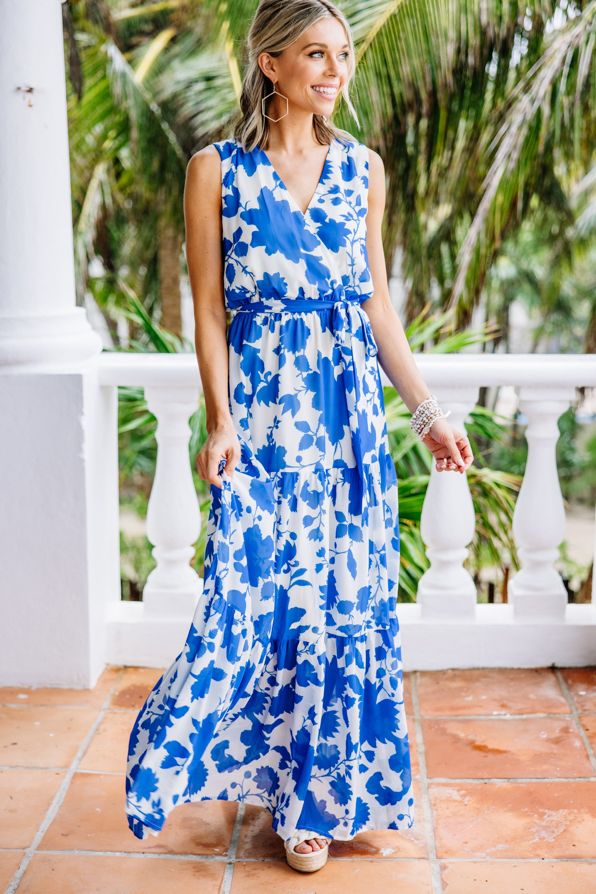 CHIRNAISHOP - Give Your All Royal Blue Floral Maxi Dress