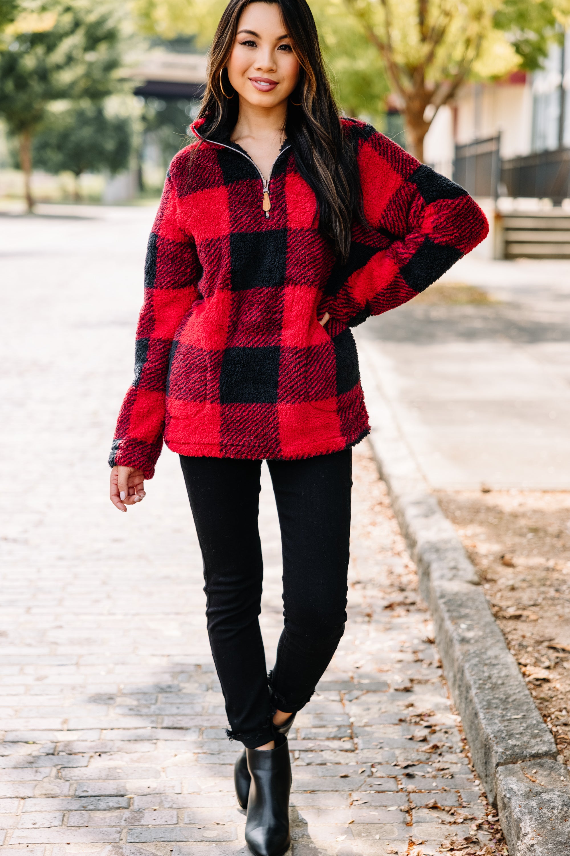 CHIRNAISHOP - On The Move Red Buffalo Plaid Pullover