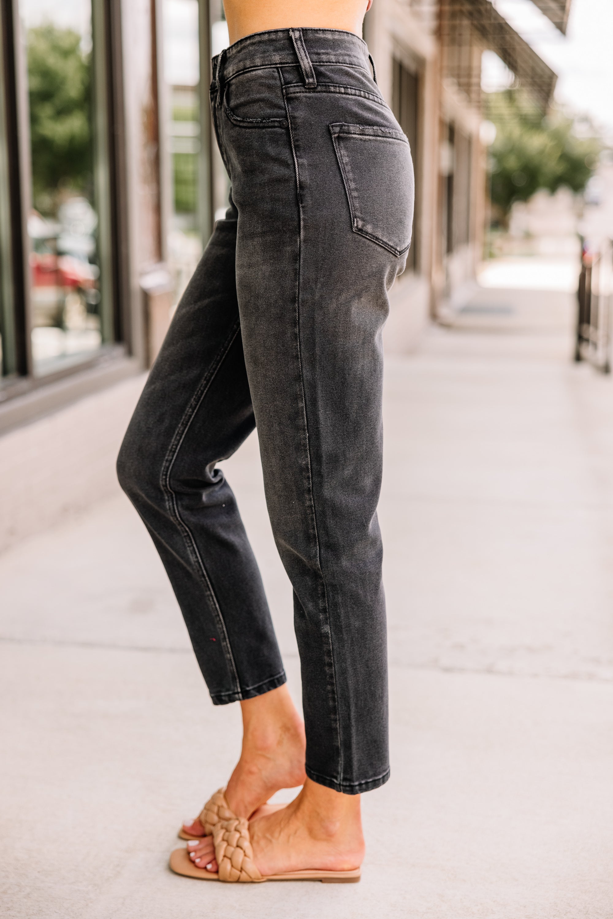 CHIRNAISHOP - KanCan: Remember It Well Washed Black High Rise Cropped Jeans