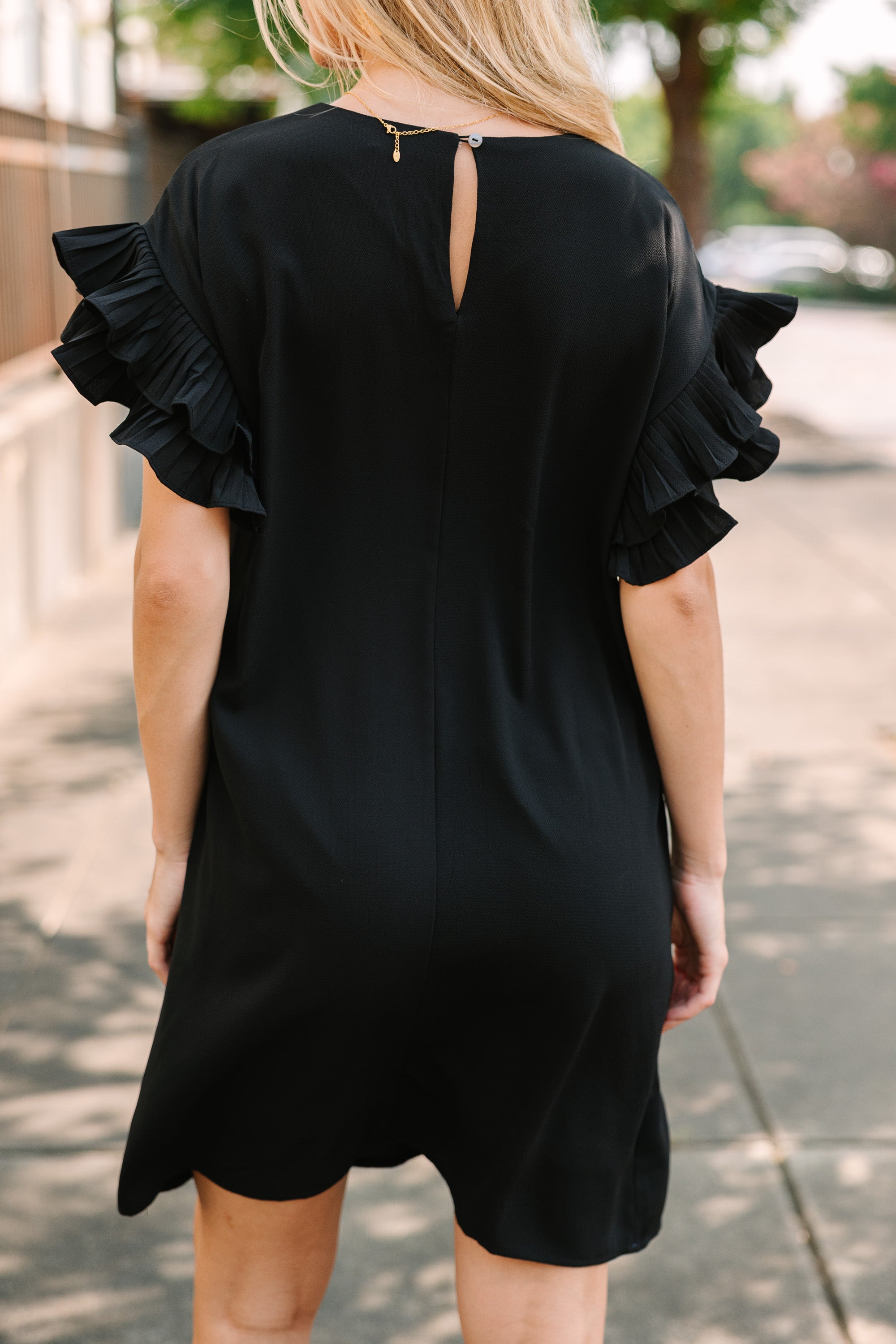 CHIRNAISHOP - What A Vision Black Ruffled Dress