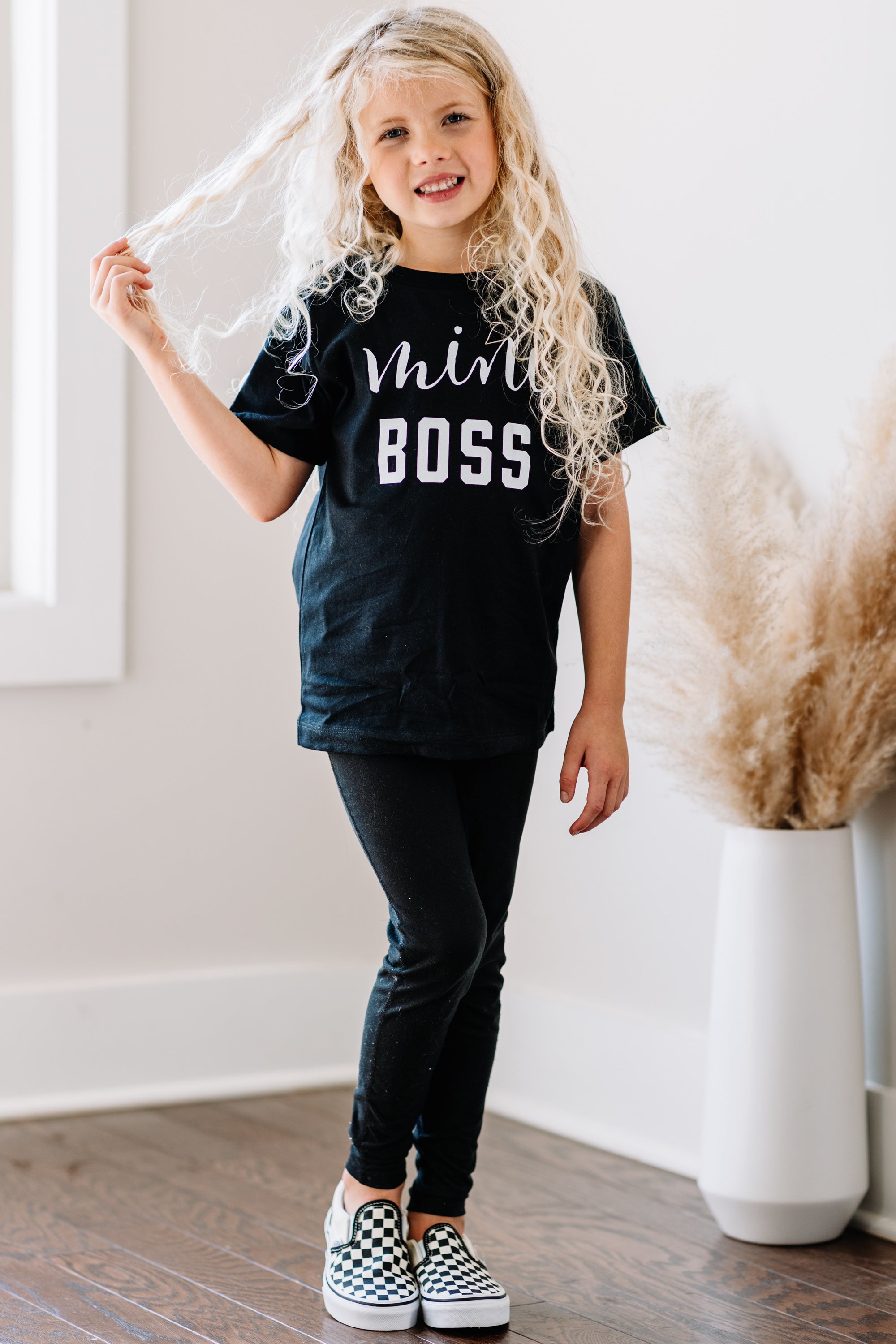CHIRNAISHOP - Mini Boss Black Toddler Graphic Tee