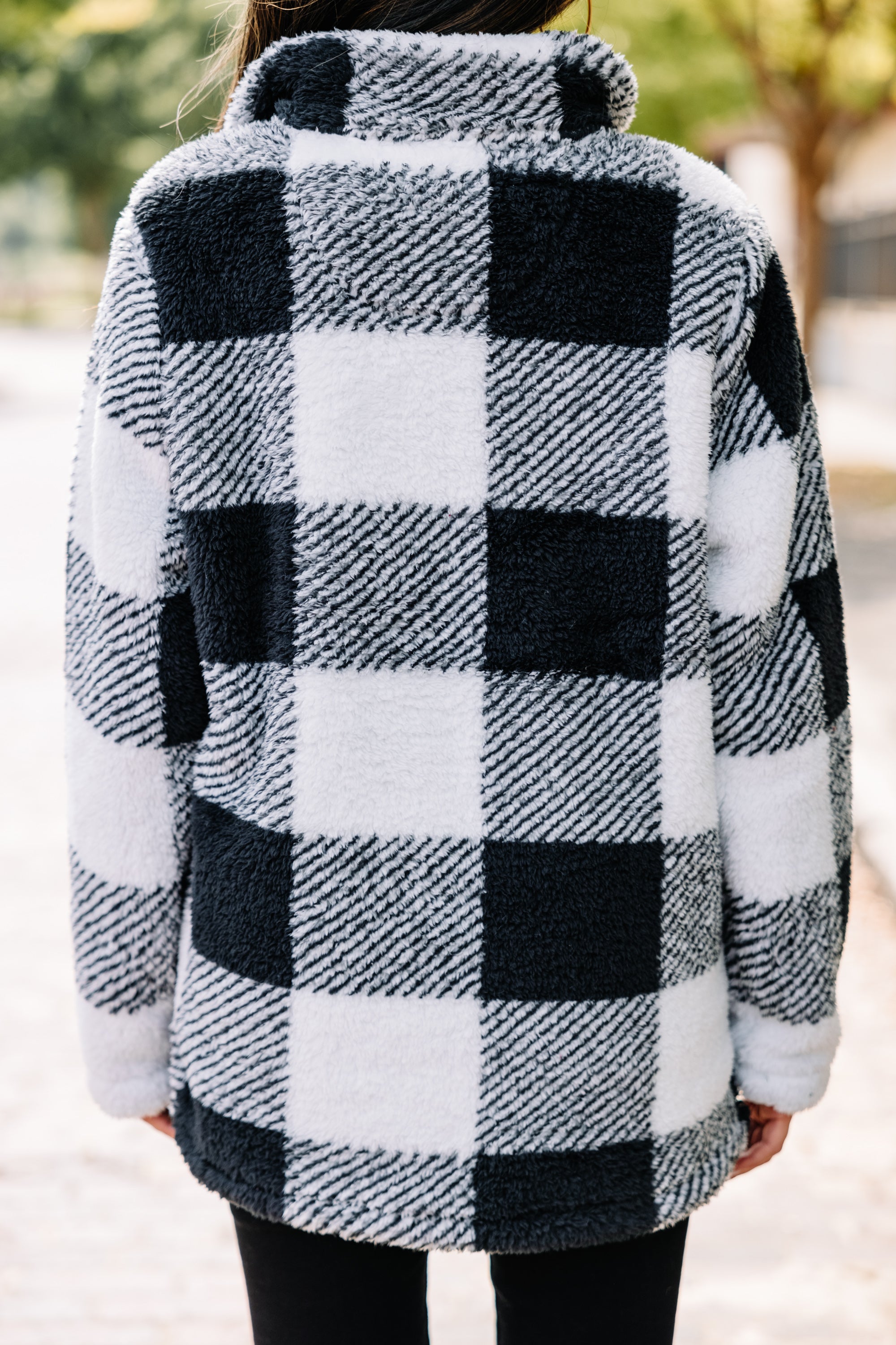 CHIRNAISHOP - On The Move Black Buffalo Plaid Pullover