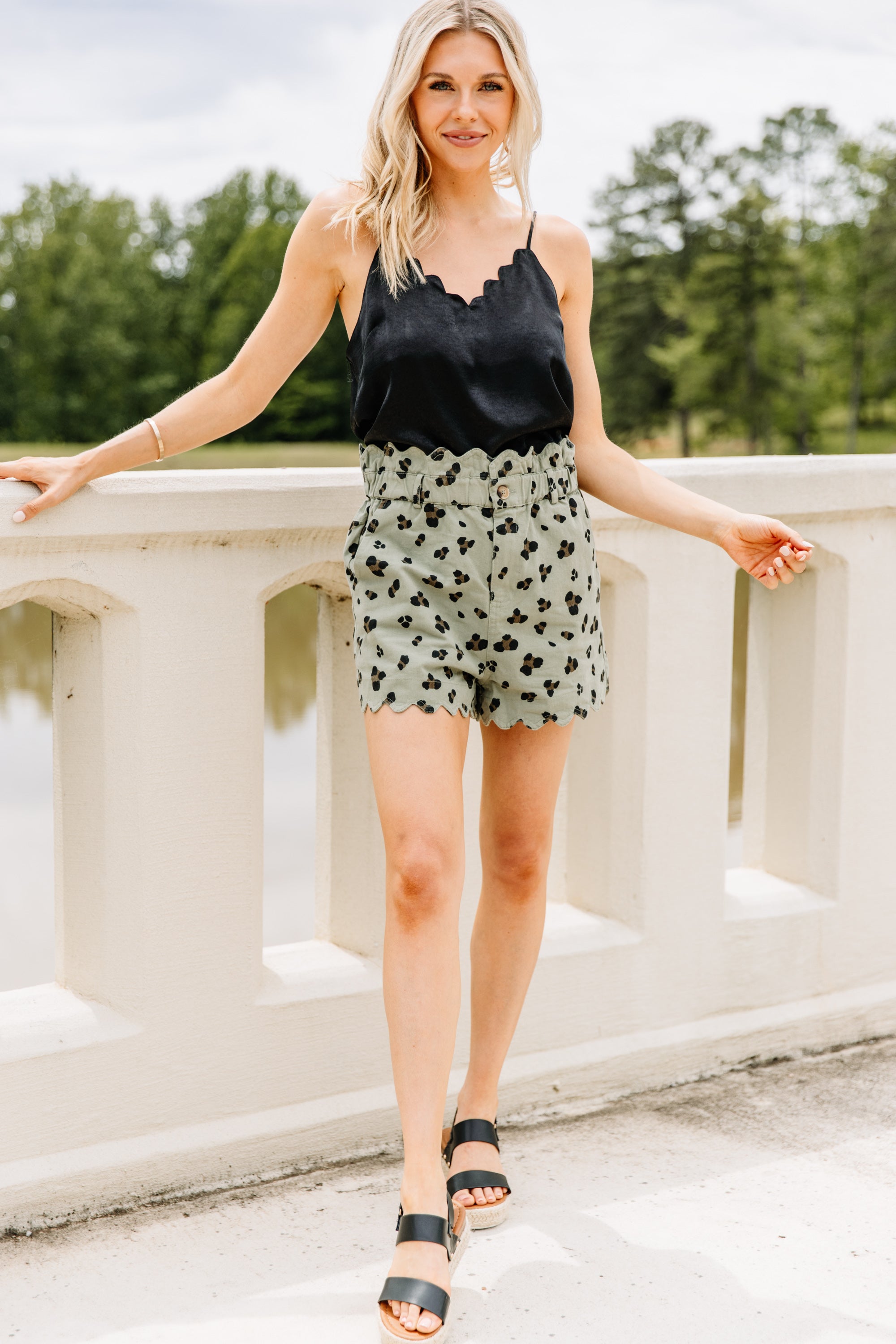 CHIRNAISHOP - Here to Relax Olive Leopard Print Denim Scalloped Shorts
