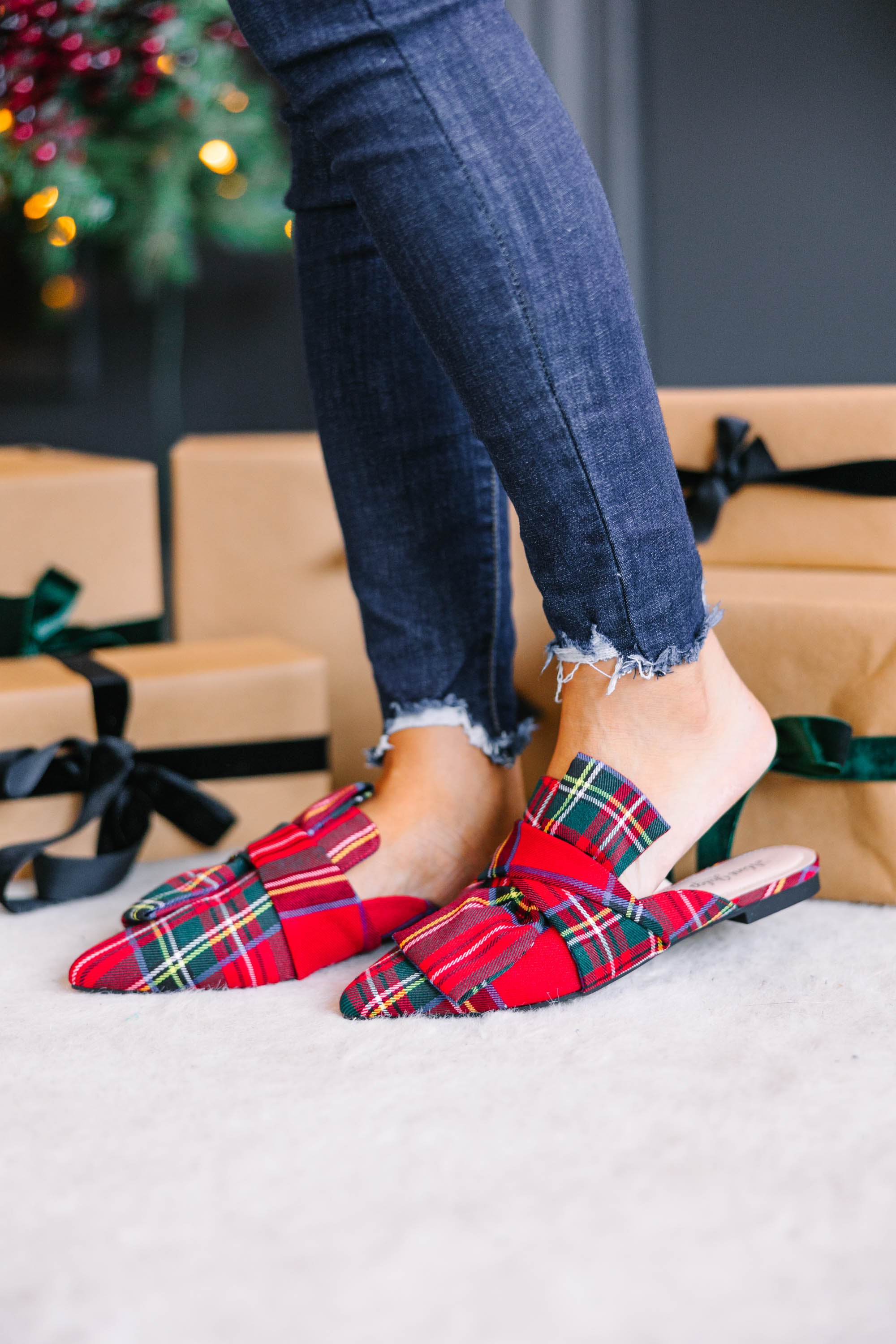 CHIRNAISHOP - Under The Tree Red Plaid Flat Mules