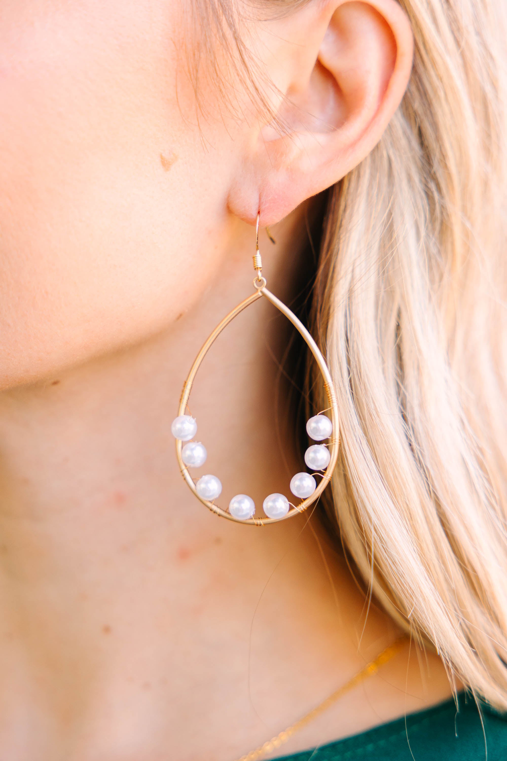 CHIRNAISHOP - As You Can See Gold Earrings