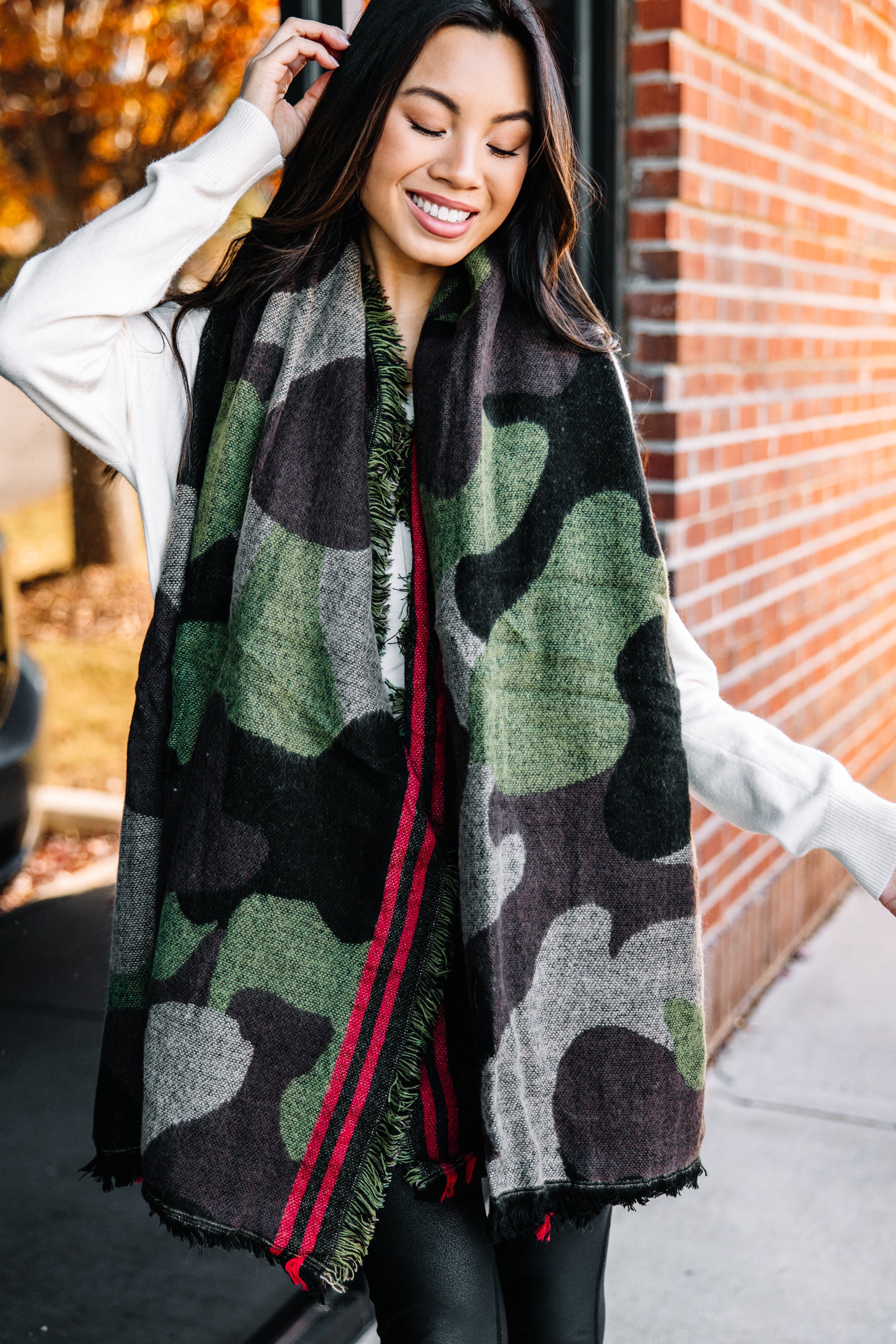 CHIRNAISHOP - Always In Sight Green Camo Scarf
