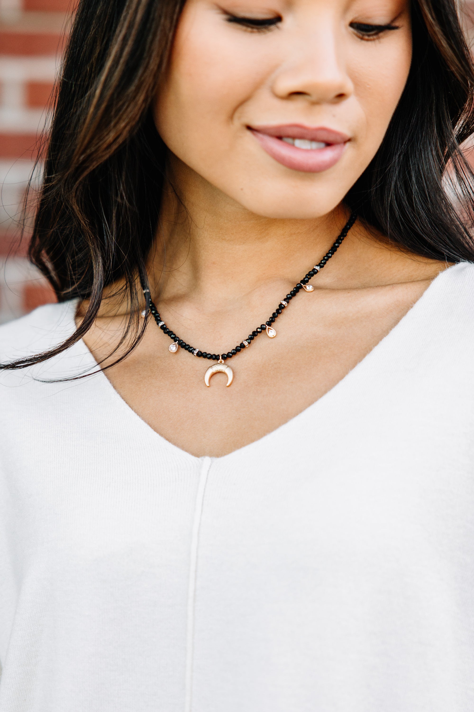 CHIRNAISHOP - This Is It Jet Black Double Horn Necklace