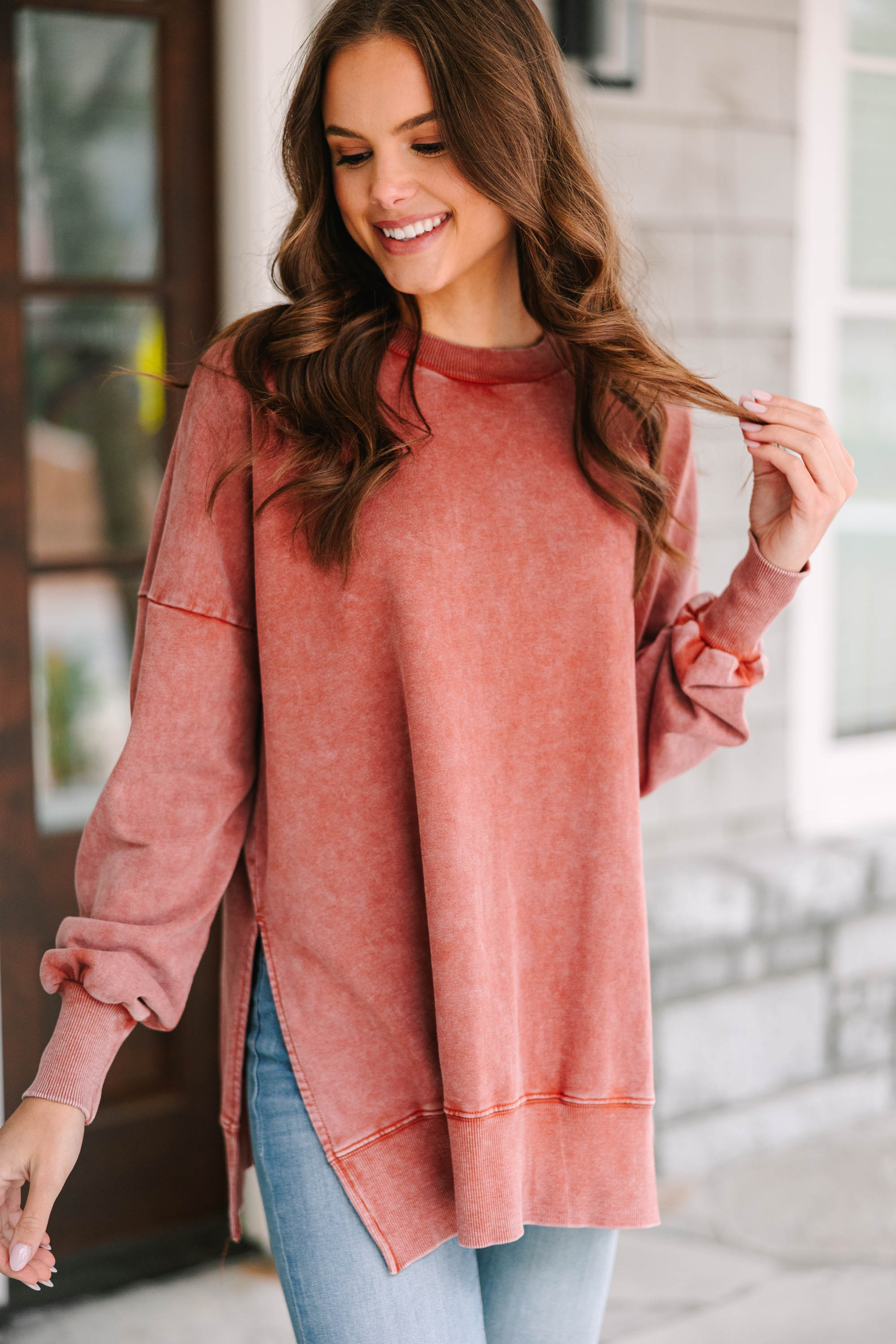 CHIRNAISHOP - The Slouchy Rust Red Pullover