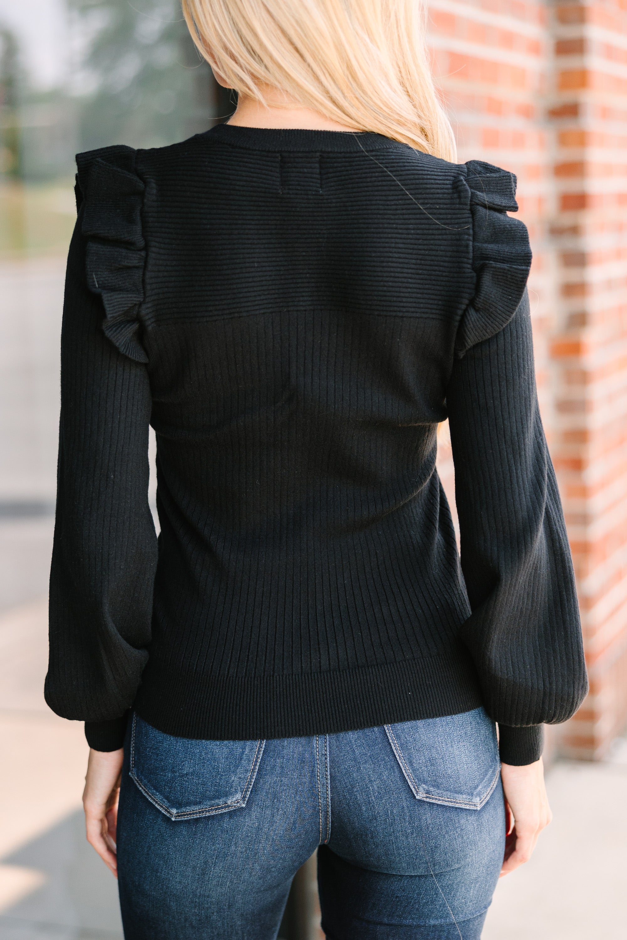 CHIRNAISHOP - Reach Out Black Ruffled Sweater