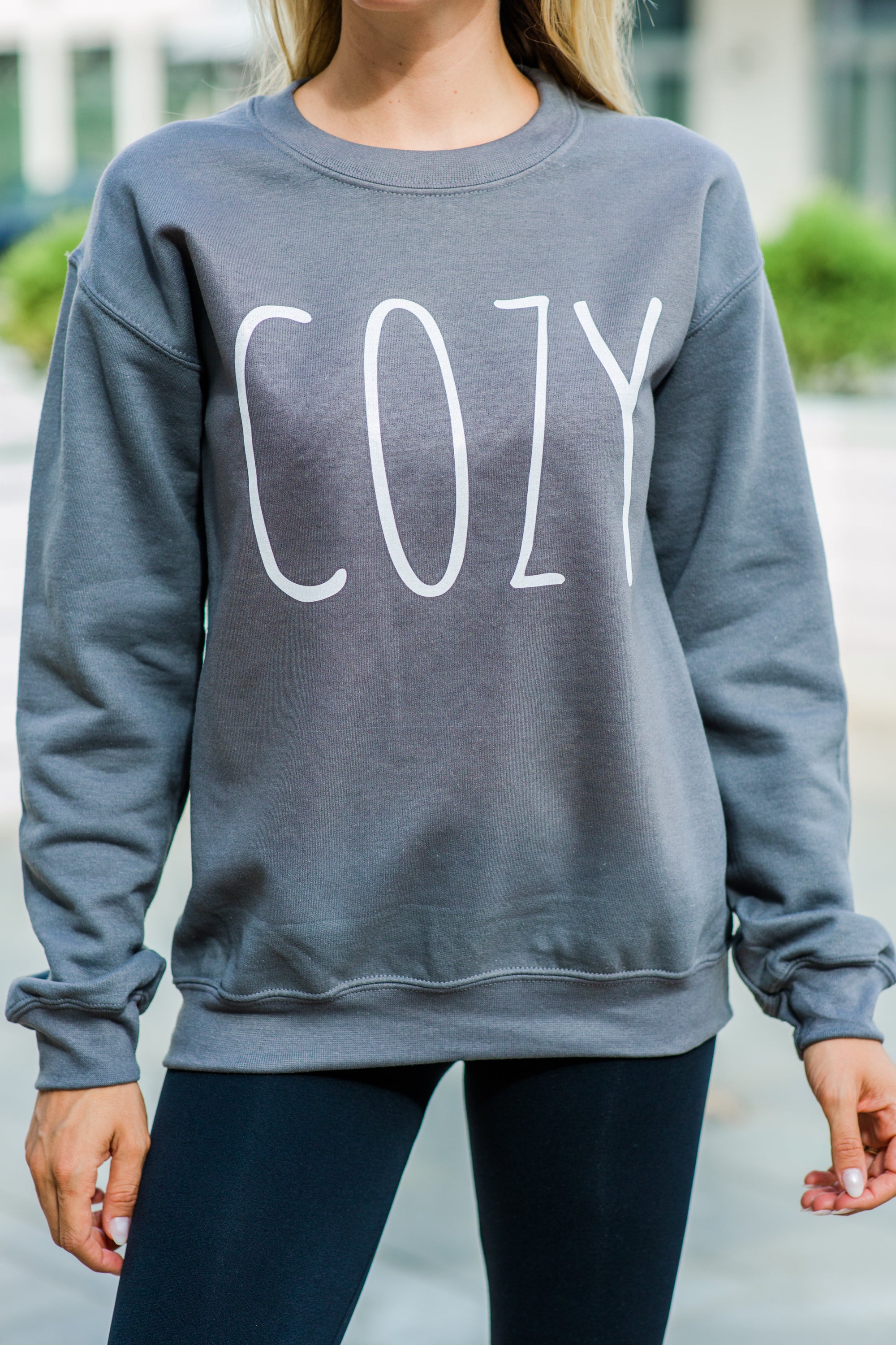 CHIRNAISHOP - Cozy Charcoal Gray Graphic Sweatshirt