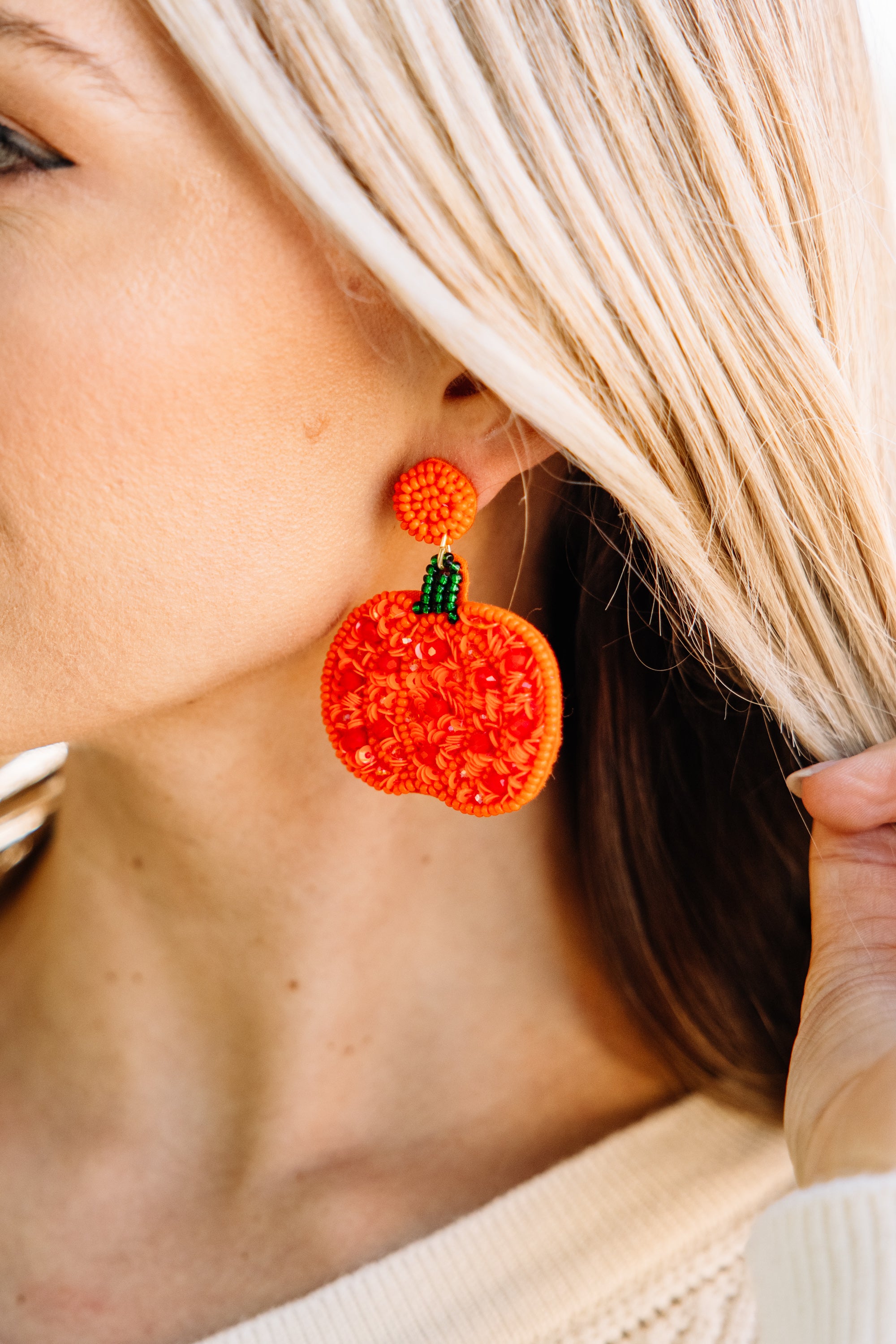 CHIRNAISHOP - Treasure Jewels: Orange Pumpkin Earrings