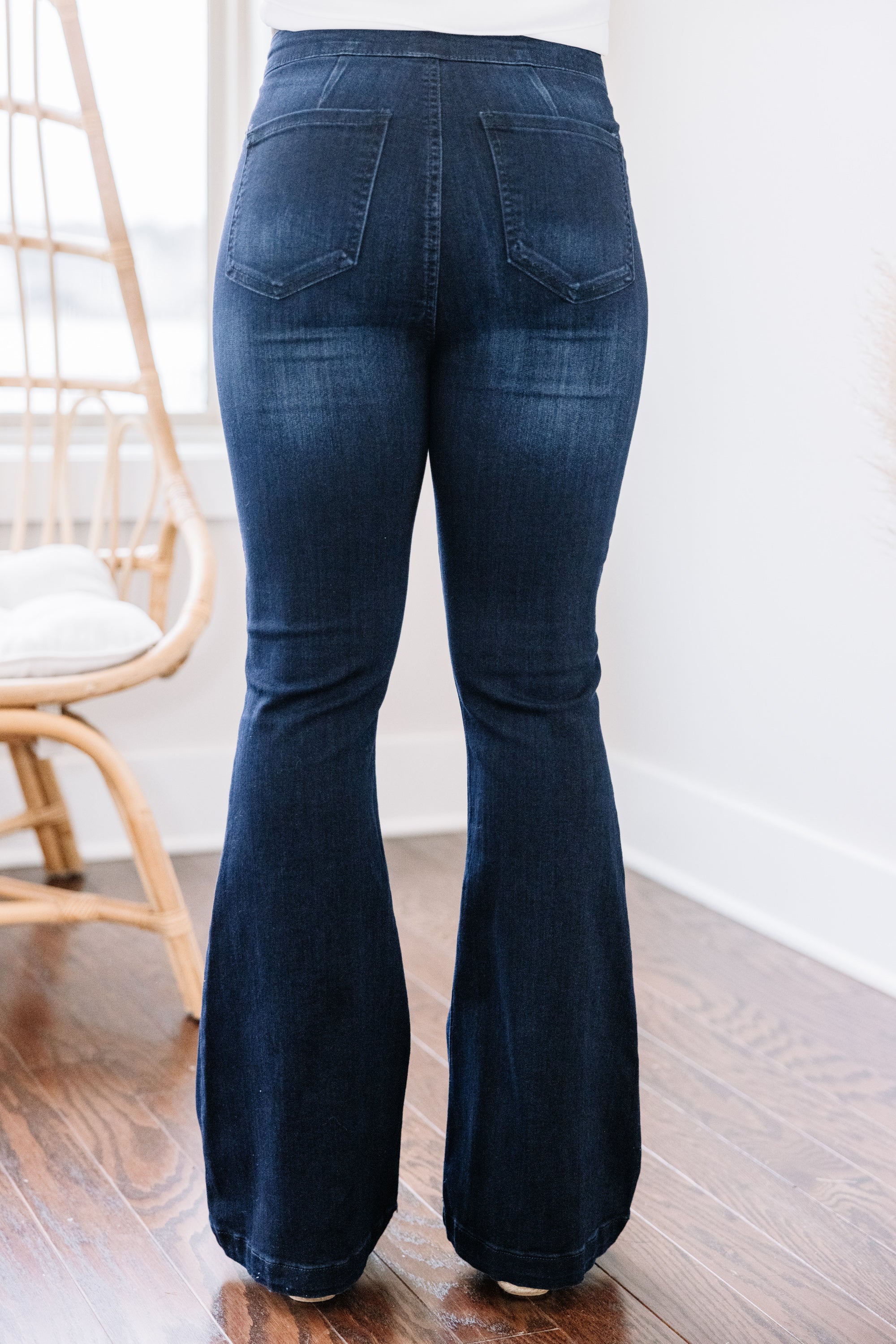 CHIRNAISHOP - Break It Down Petite Dark Wash Flare Jeans