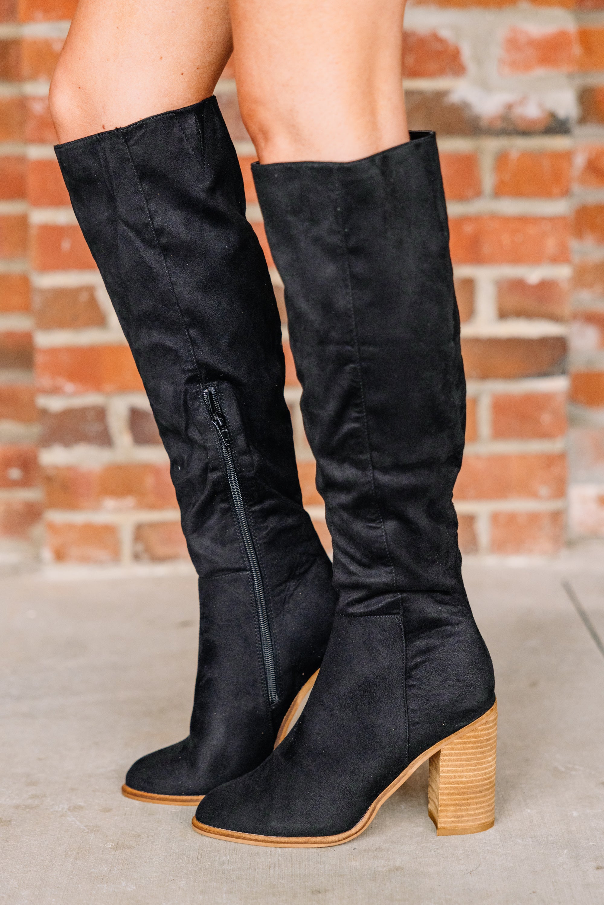 CHIRNAISHOP - Step It Up Black Heeled Boots