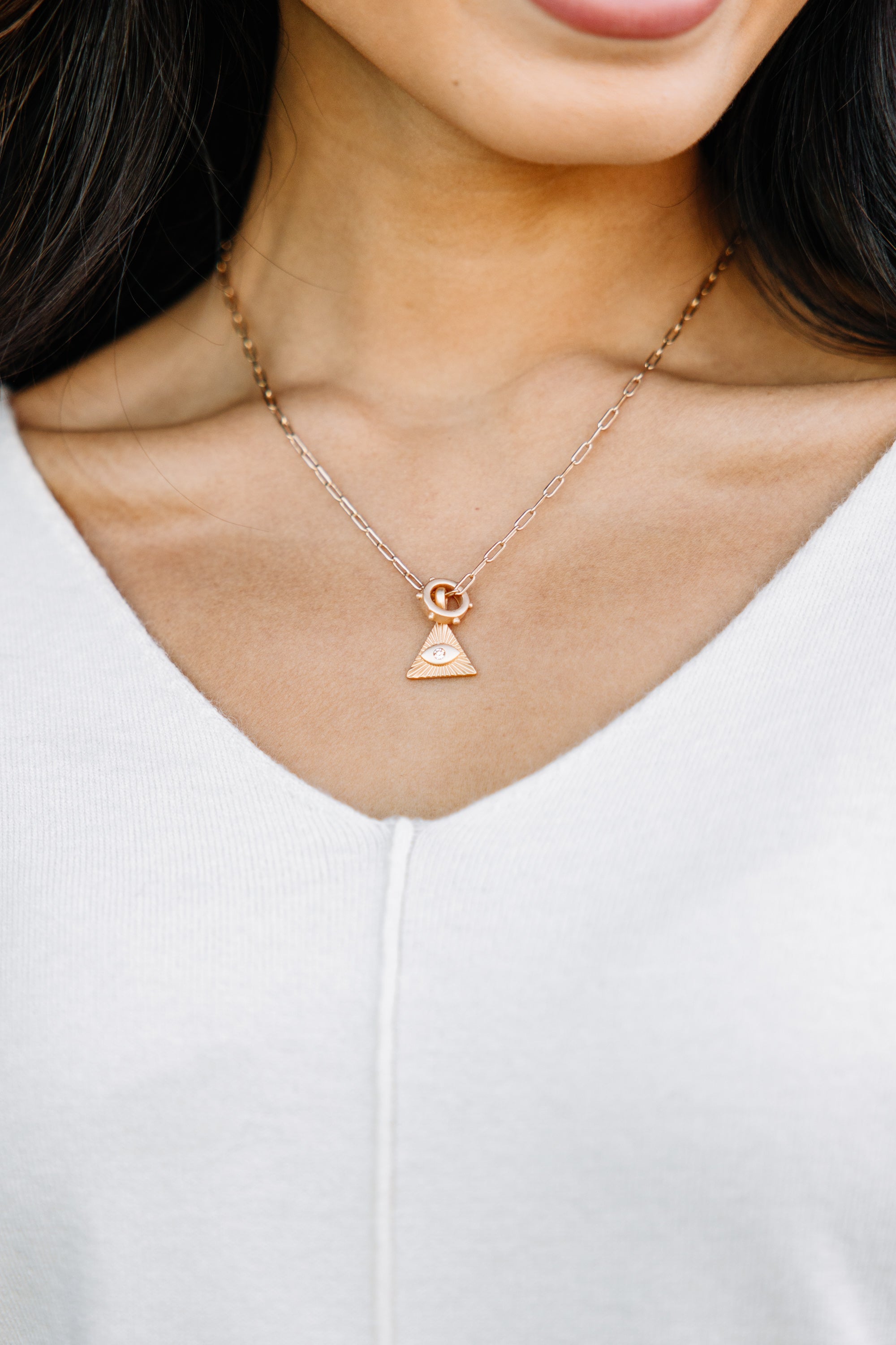 CHIRNAISHOP - In My Sights Gold Seeing Eye Pendant Necklace