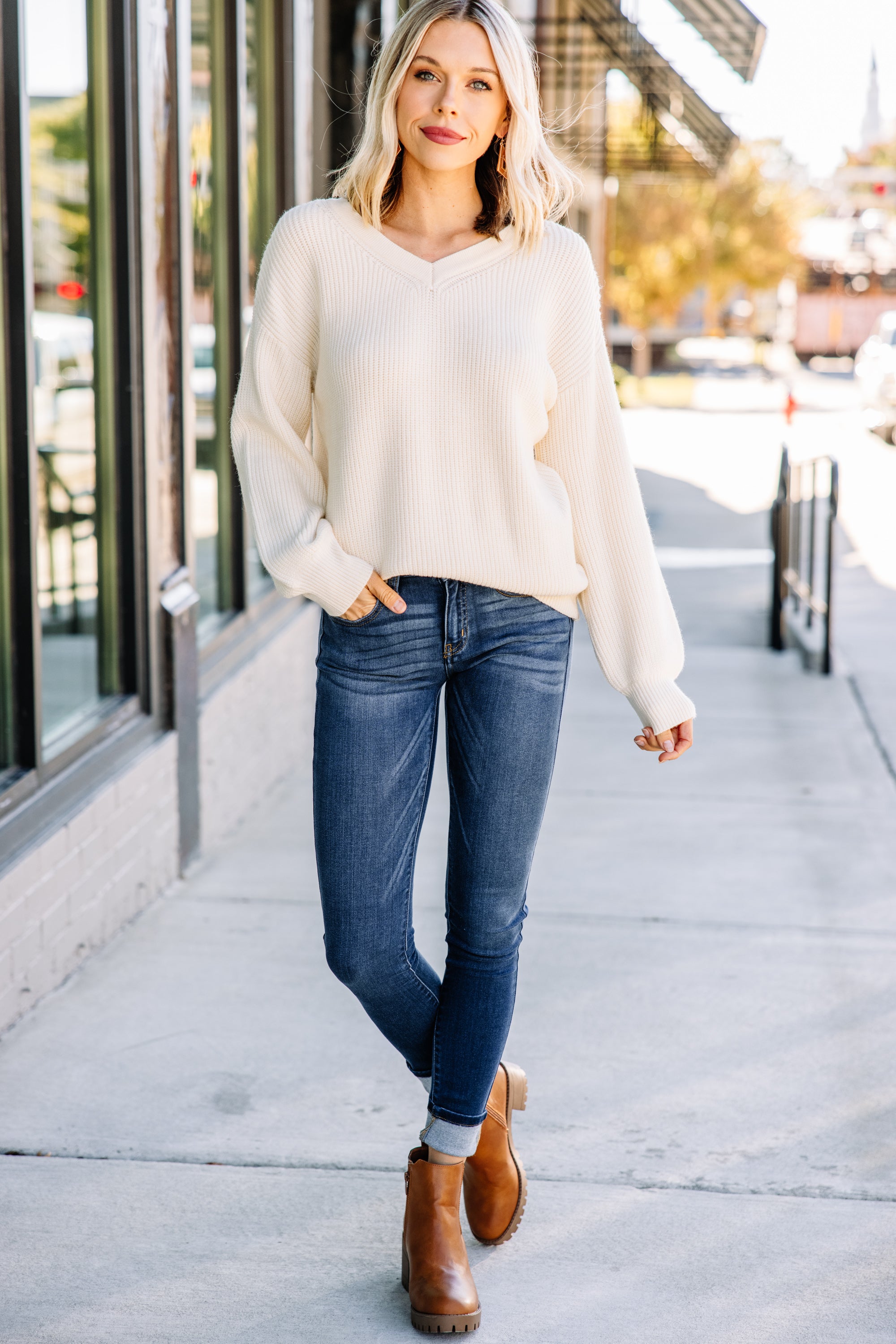 CHIRNAISHOP - More To Love Cream Sweater