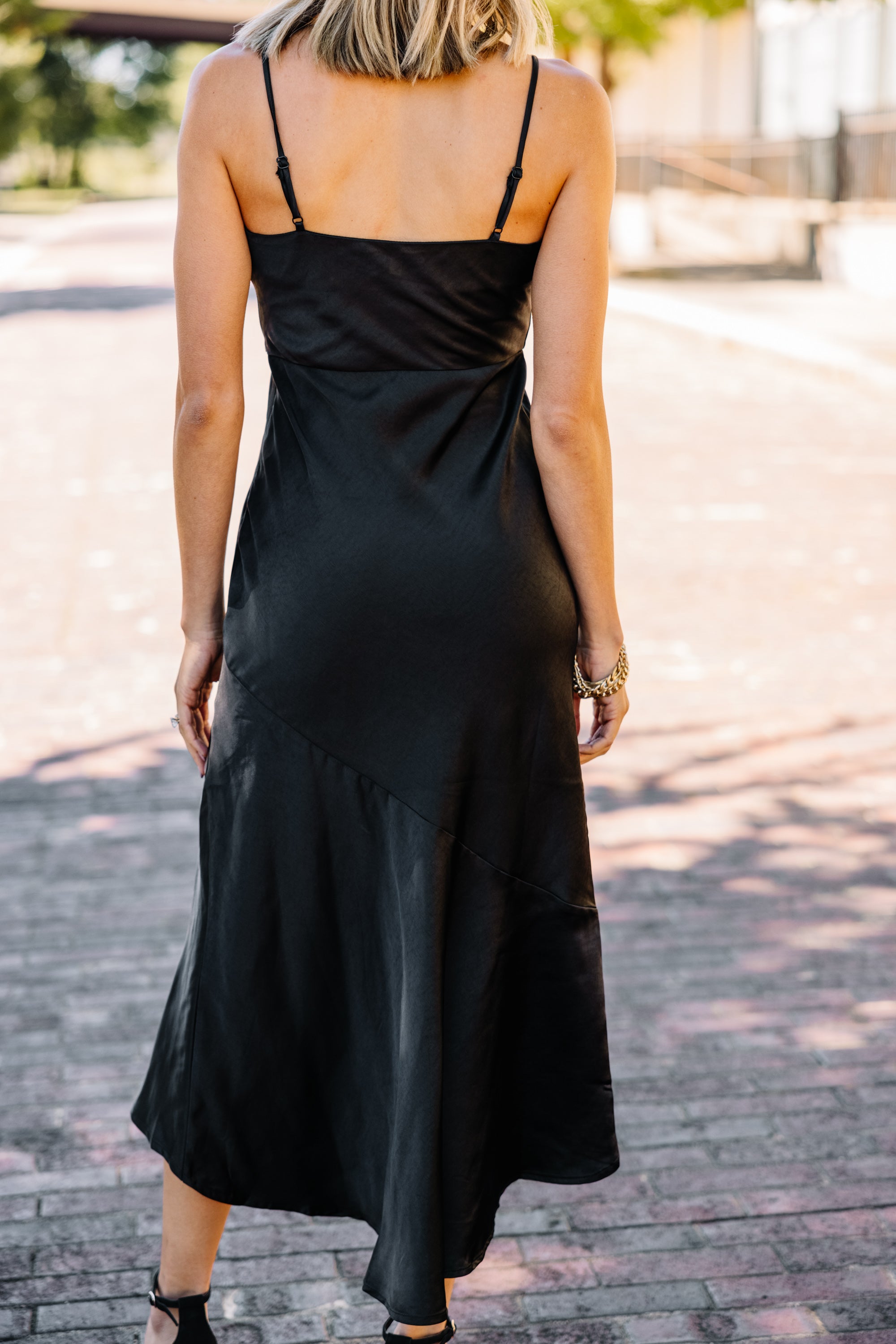 CHIRNAISHOP - Feeling Fancy Black Satin Midi Dress