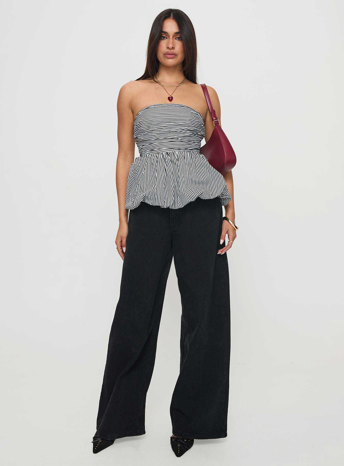 Selenea Bubble Hem Top Black / White