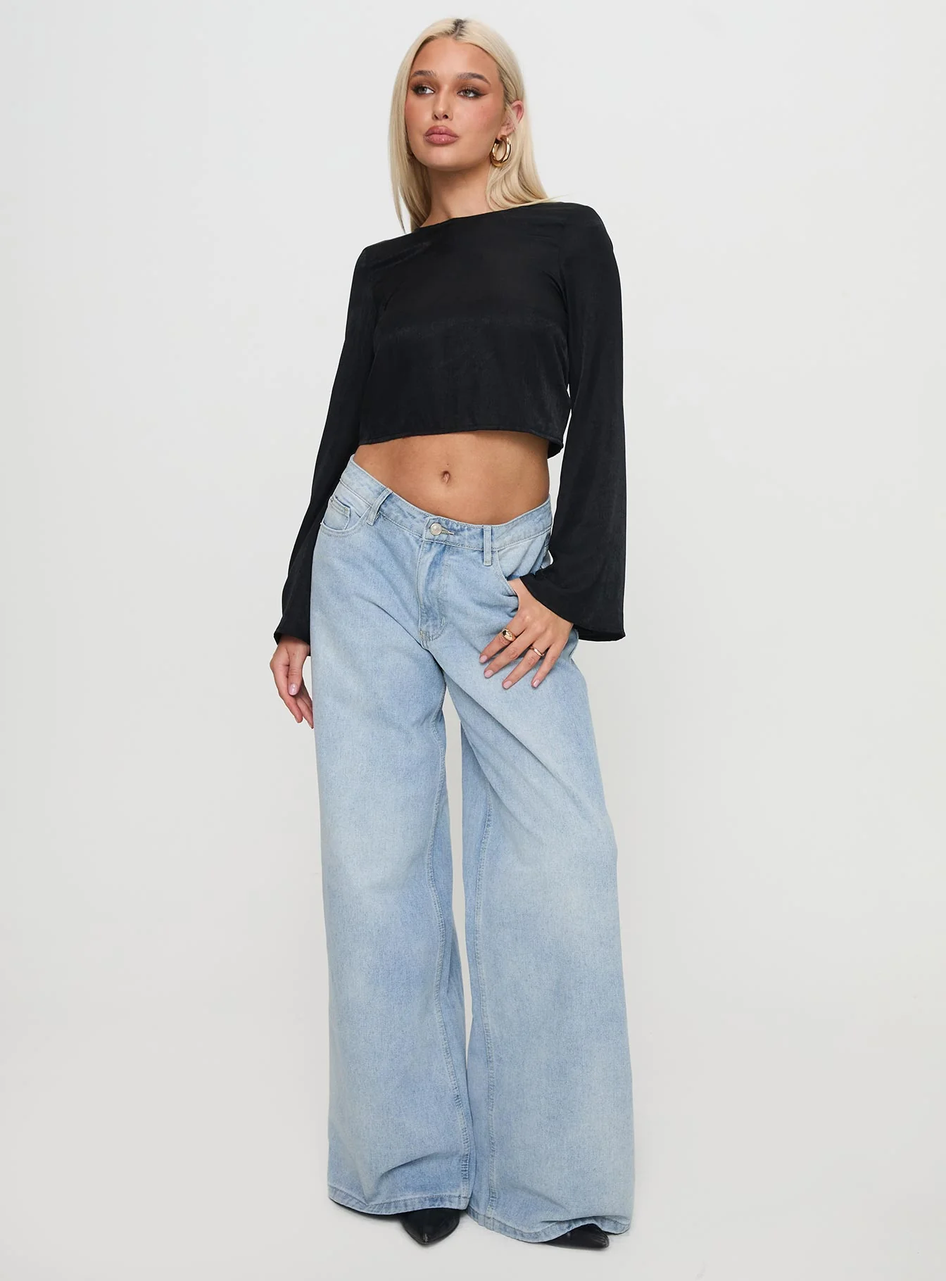 Rhydian Long Sleeve Tie Top Black