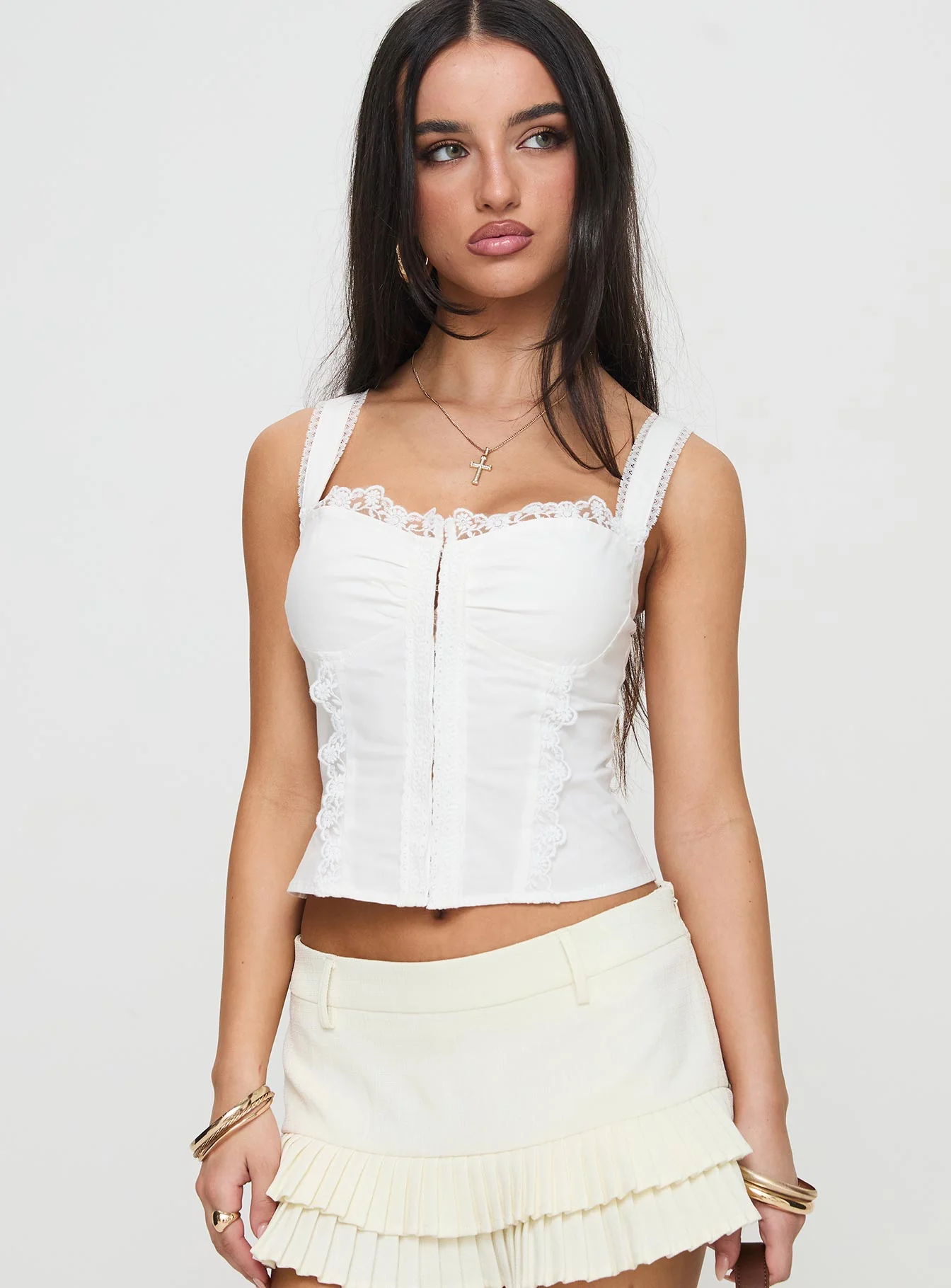 Hatching Top White