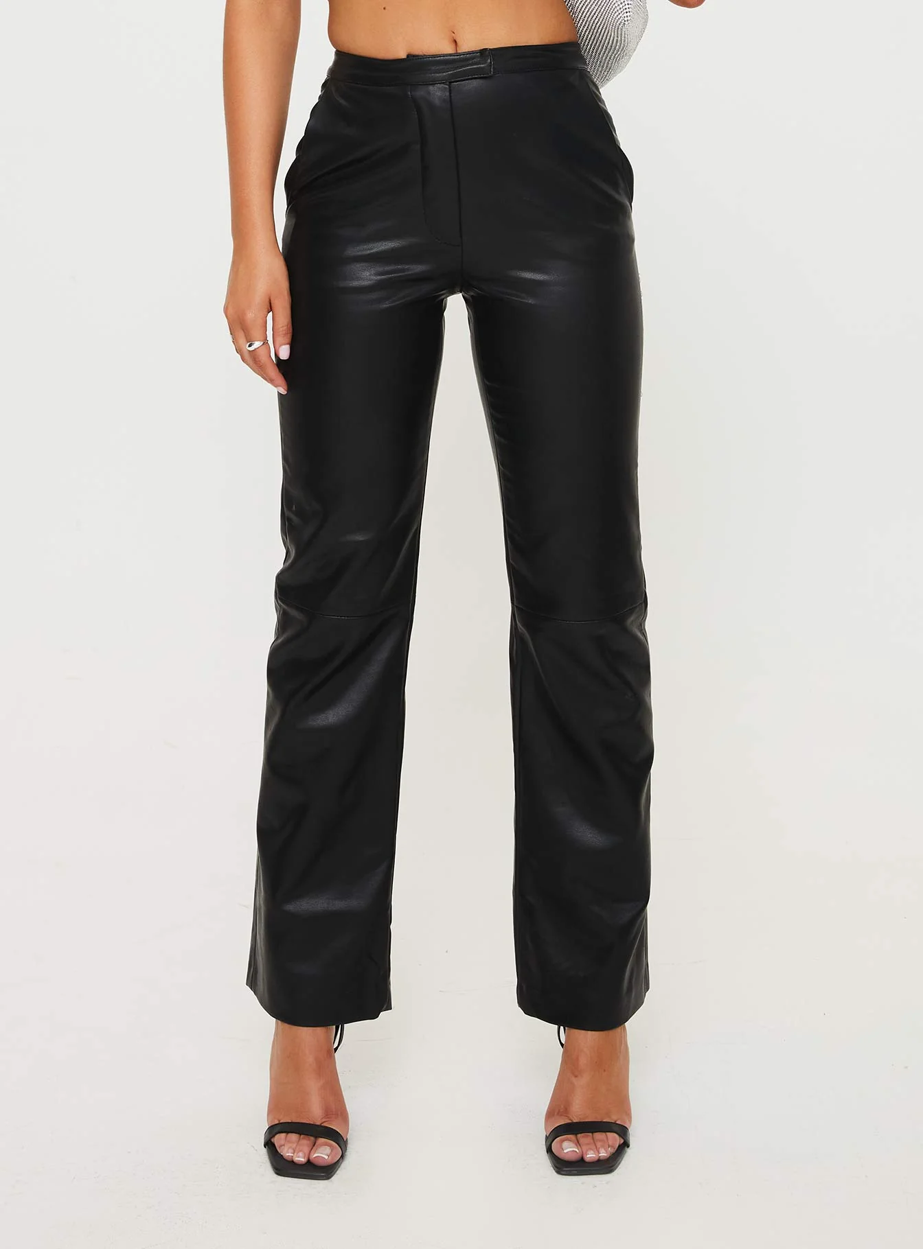 Zyaire Mid Rise Faux Leather Pants Black