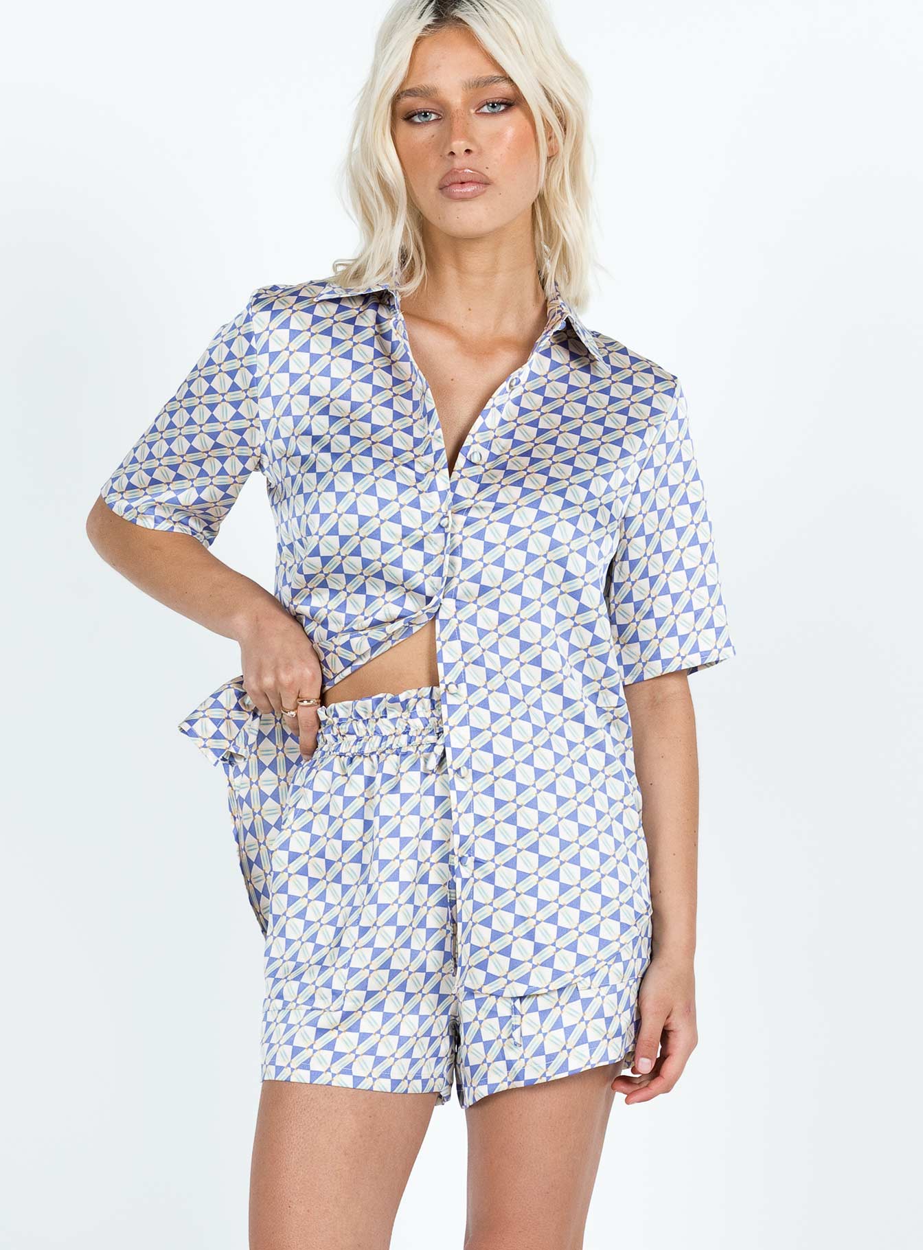 Gilda Shorts Blues Geo