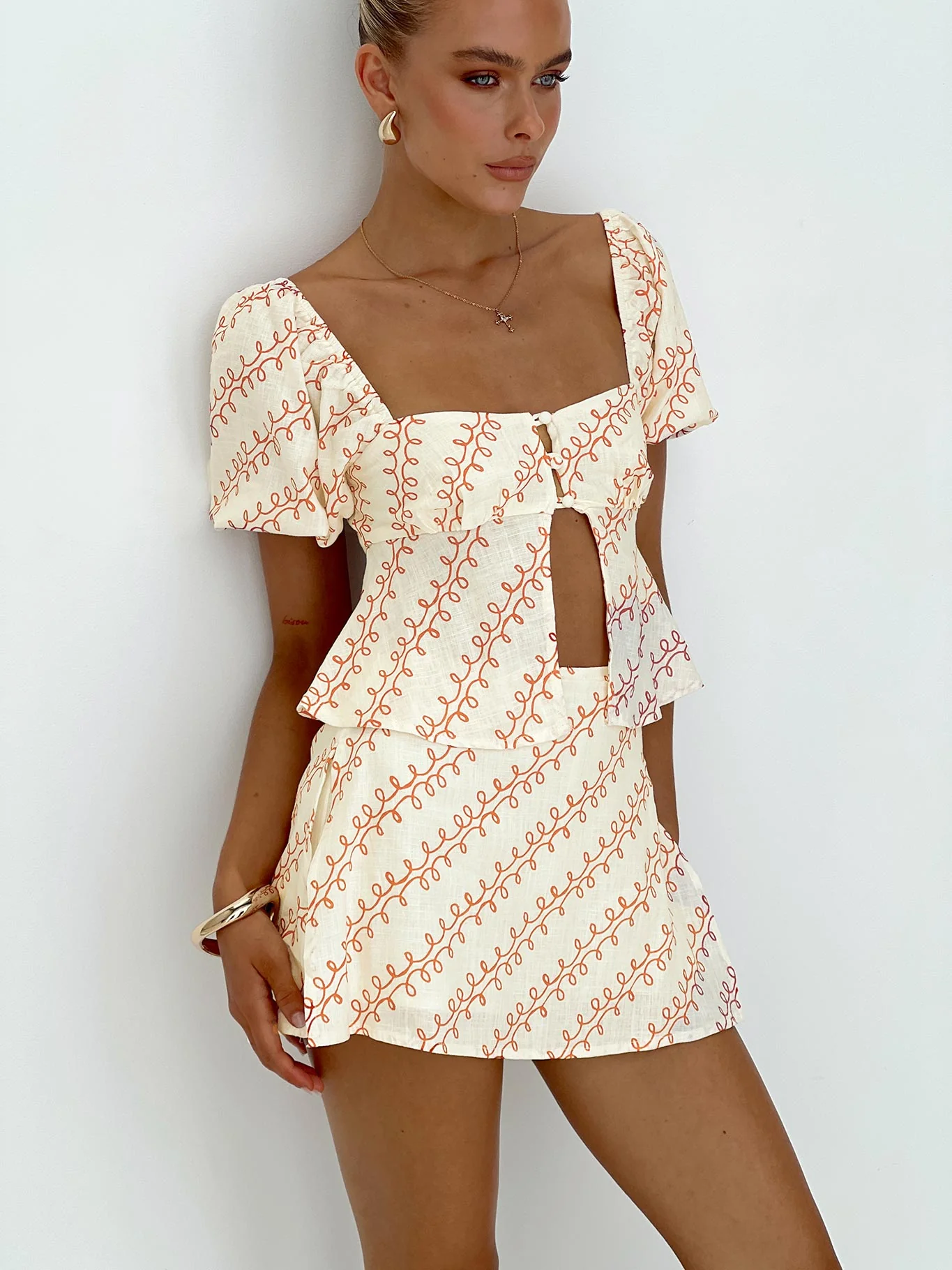 Passionfruit Linen Blend Top Multi