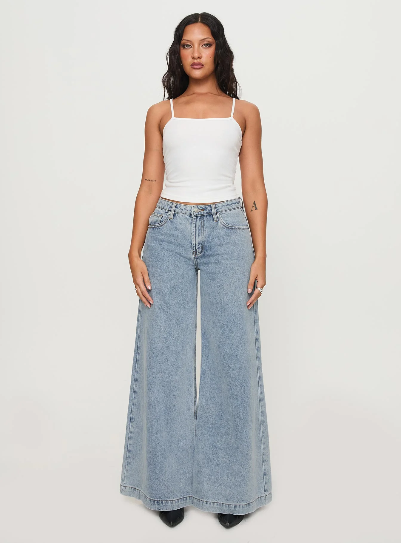 Toby Low Ultra Baggy Jean Light Wash