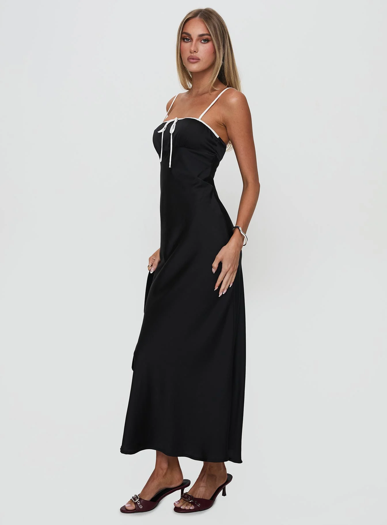 Vasiliki Maxi Dress Black / White