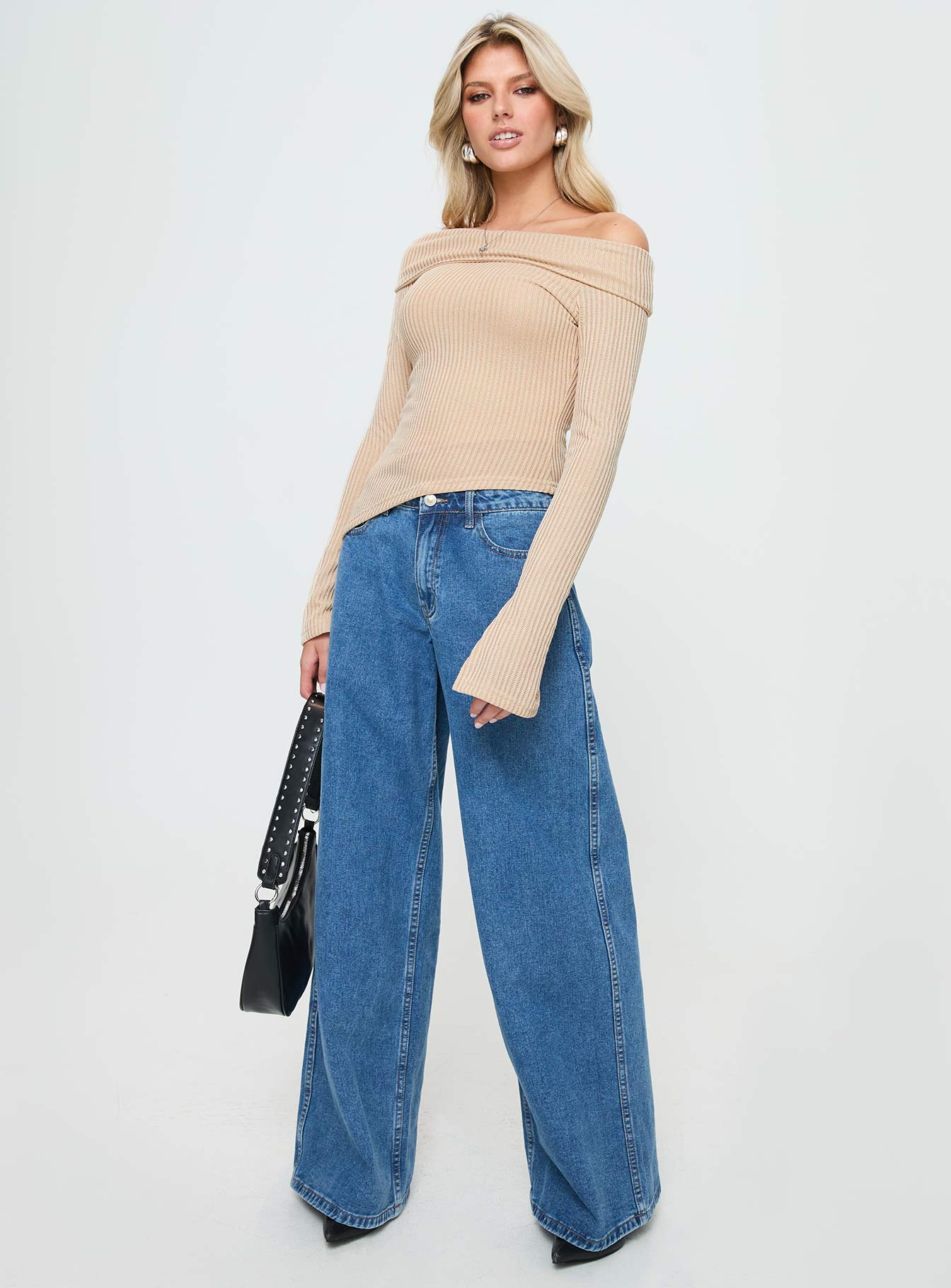 Streep Off The Shoulder Top Beige