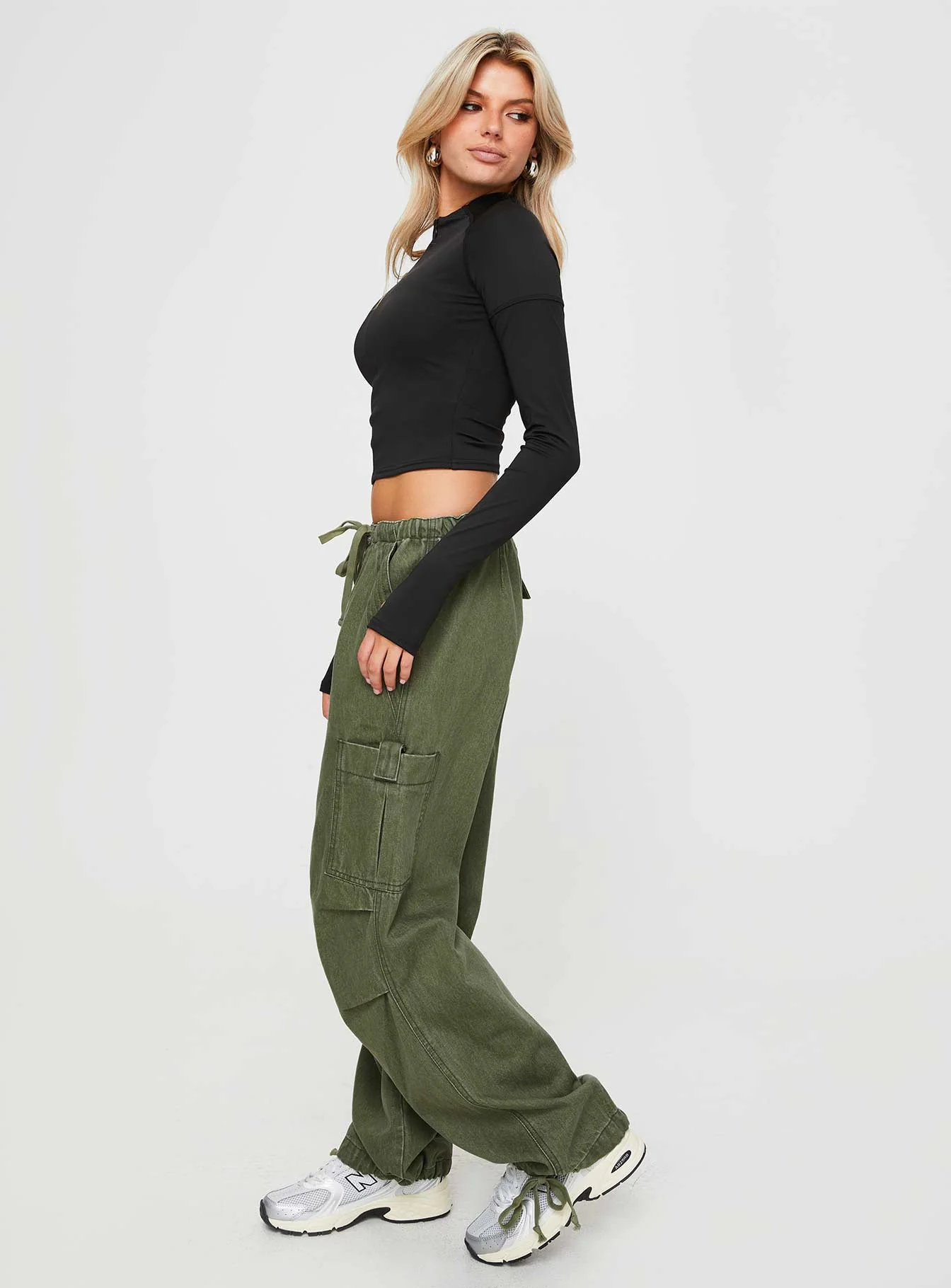 Verlaine Low Rise Cargo Jeans Olive