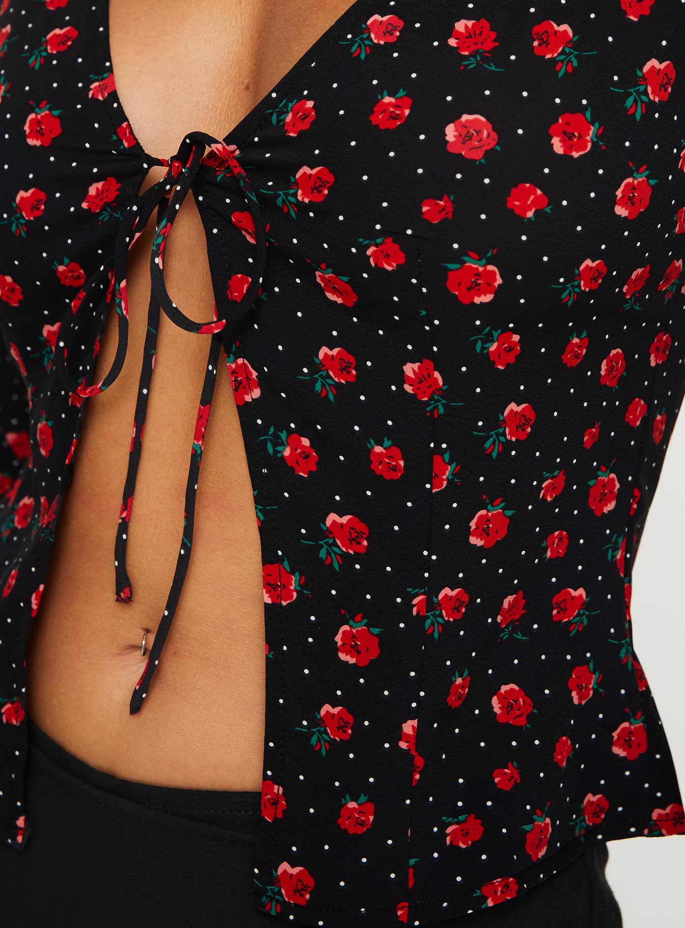 Afia Long Sleeve Top Black / Red