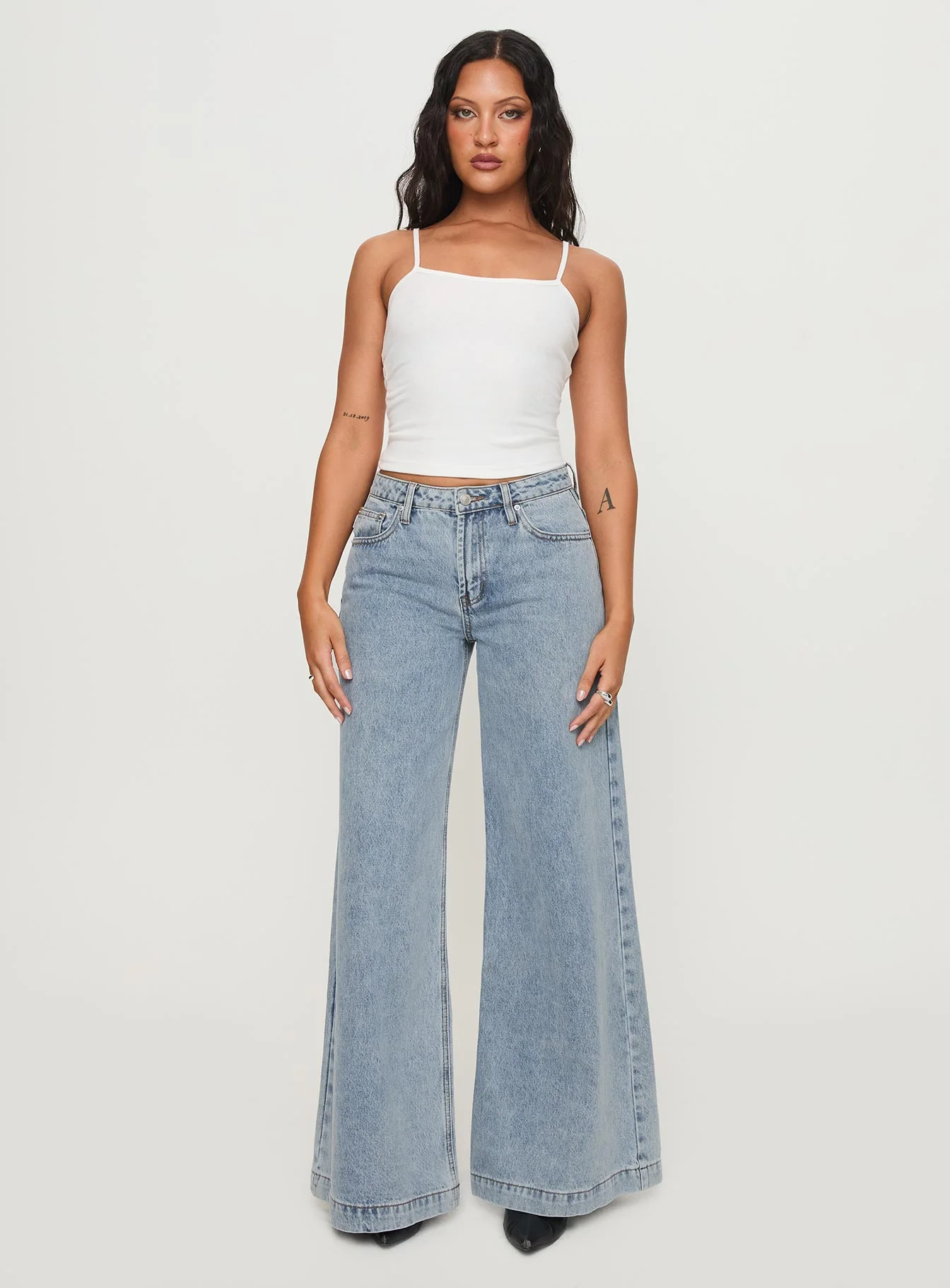 Toby Low Ultra Baggy Jean Light Wash