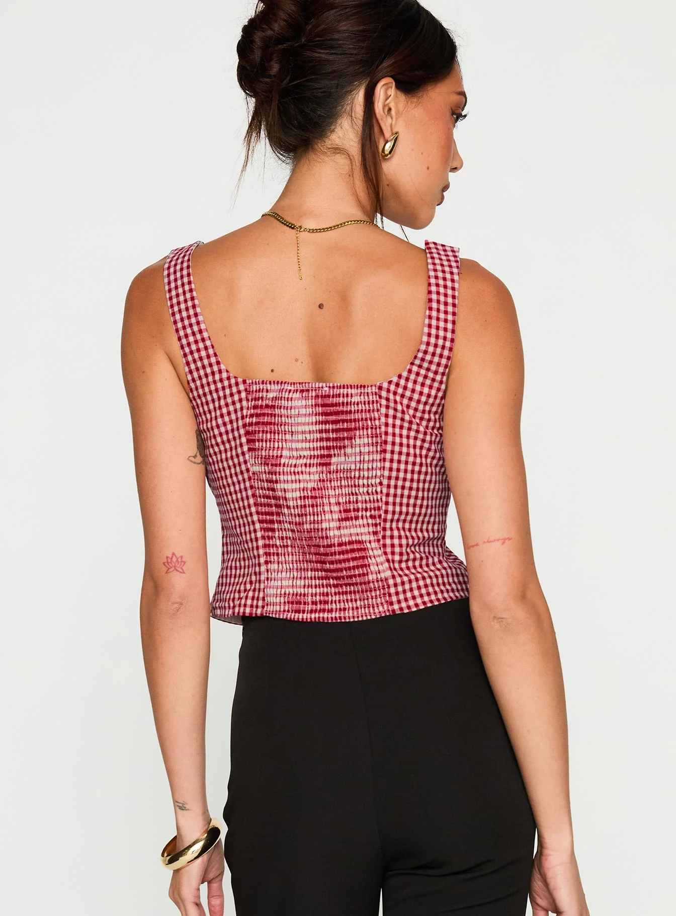 Bruncheon Top Red / White